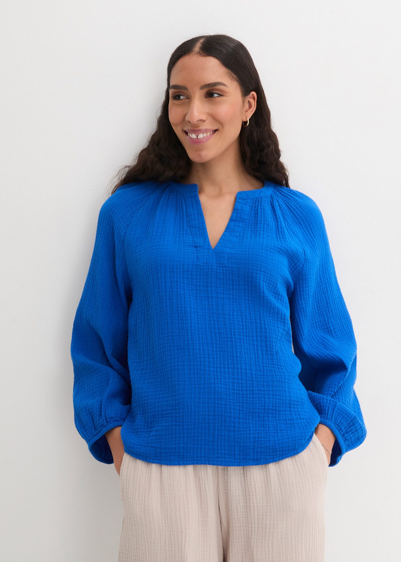 bonprix Shirtbluse aus Musselin, mit V-Ausschnitt und 3/4-Ärmeln günstig online kaufen