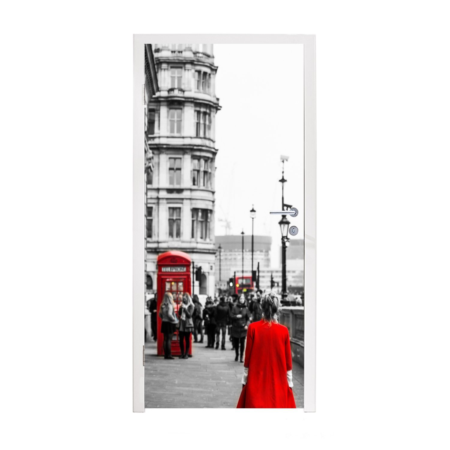 MuchoWow Türtapete Schwarz-Weiß-Foto einer Frau in einem roten Kleid, Matt, bedruckt, (1 St), Fototapete für Tür, Türaufkleber, 75x205 cm