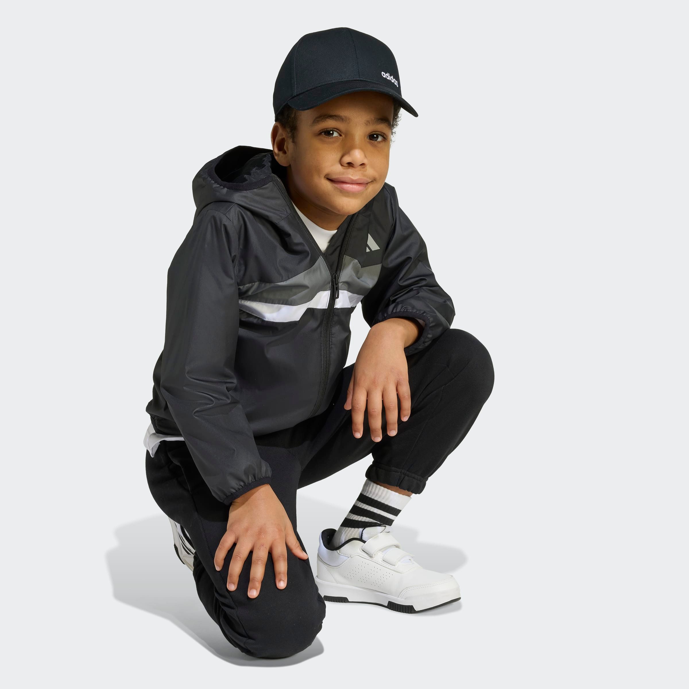 adidas Sportswear Windbreaker TIBERIO KINDER für Kinder, mit Reißverschluss, sportlicher Stil, aus Polyester