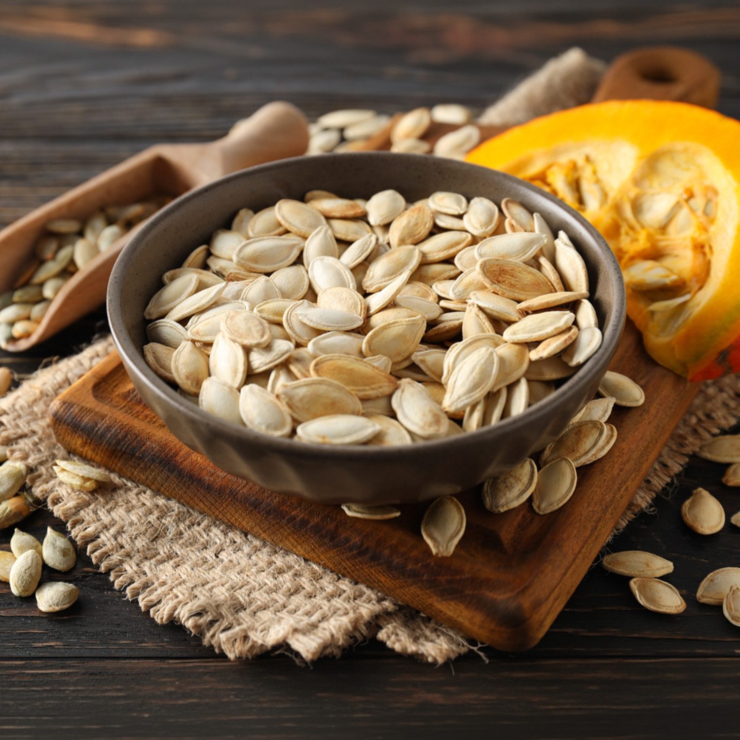 We_Natur Nüsse Geröstete Kürbiskerne 250 g – Knuspriger Snack mit Aroma, 100 % natürlich, neue Ernte