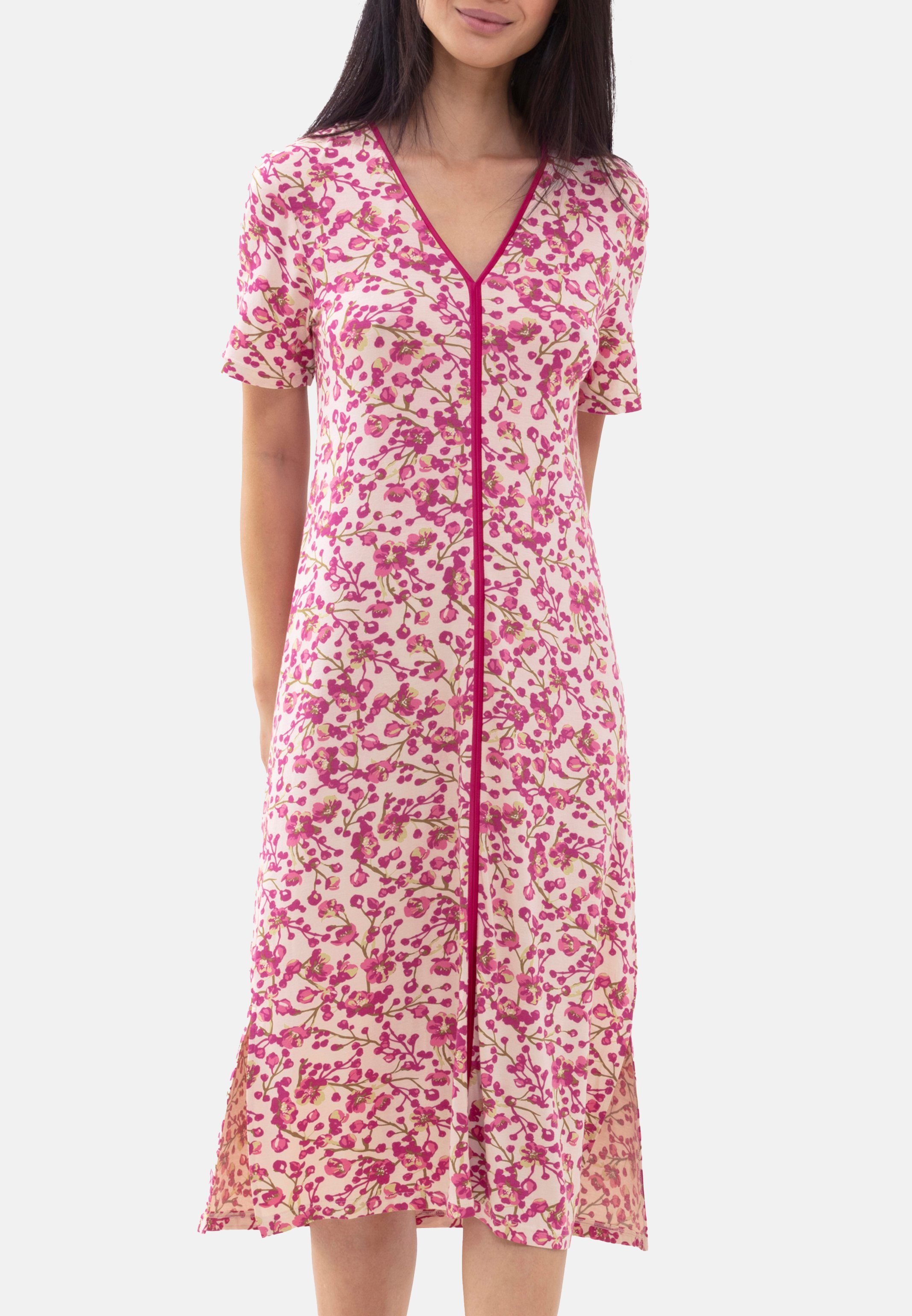 Mey Nachthemd »Lovestorty - Millie« (1-tlg) Nachthemd - Nachtkleid mit  kurzen Ärmeln, Modische Paspel und seitliche Schlitze, Weich fließendes  Material