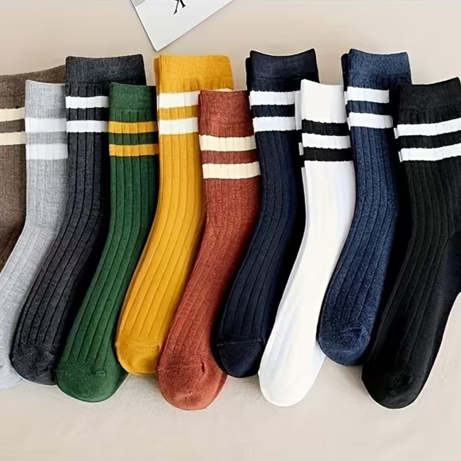XCOAST Freizeitsocken Mid-Cut Socken Damen – 10 Paar Streetwear unisex (10-Paar, Retro Sneaker Socken, Sportliche Socken Damen) Sneaker Socken Vans Style, Streetwear Socken, Skater Socken Damen