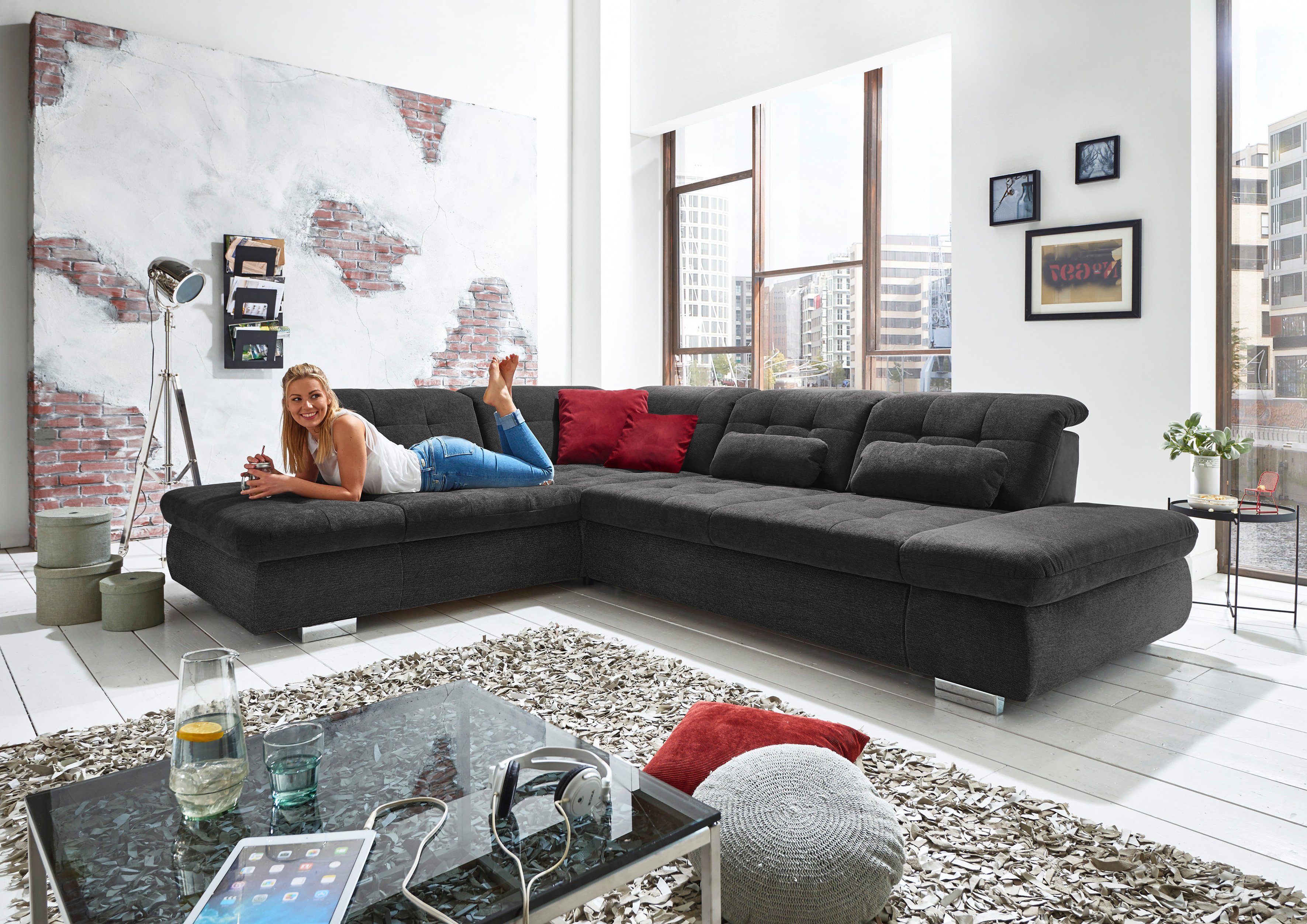 Die PlanBar Ecksofa MP-IN17004 L-Form, Breite 323 cm, mit Kaltschaum-Polsterung, inkl. Sitztiefenverstellung, wahlweise weitere Funktionen
