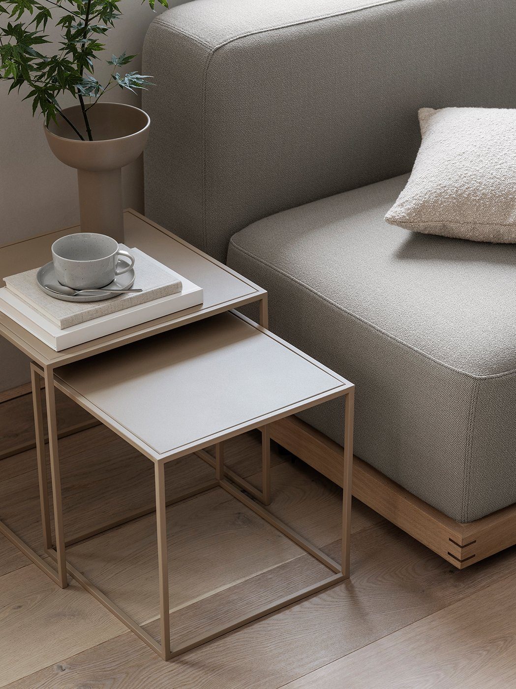 blomus Beistelltisch -FERA- 2er Set quadratische Tische: Minimalistisch, Robust & Elegant (Set, 2-St., 2 Tische), Pulverbeschicht, Minimalistisches Design, Platzsparend, Quadratisch