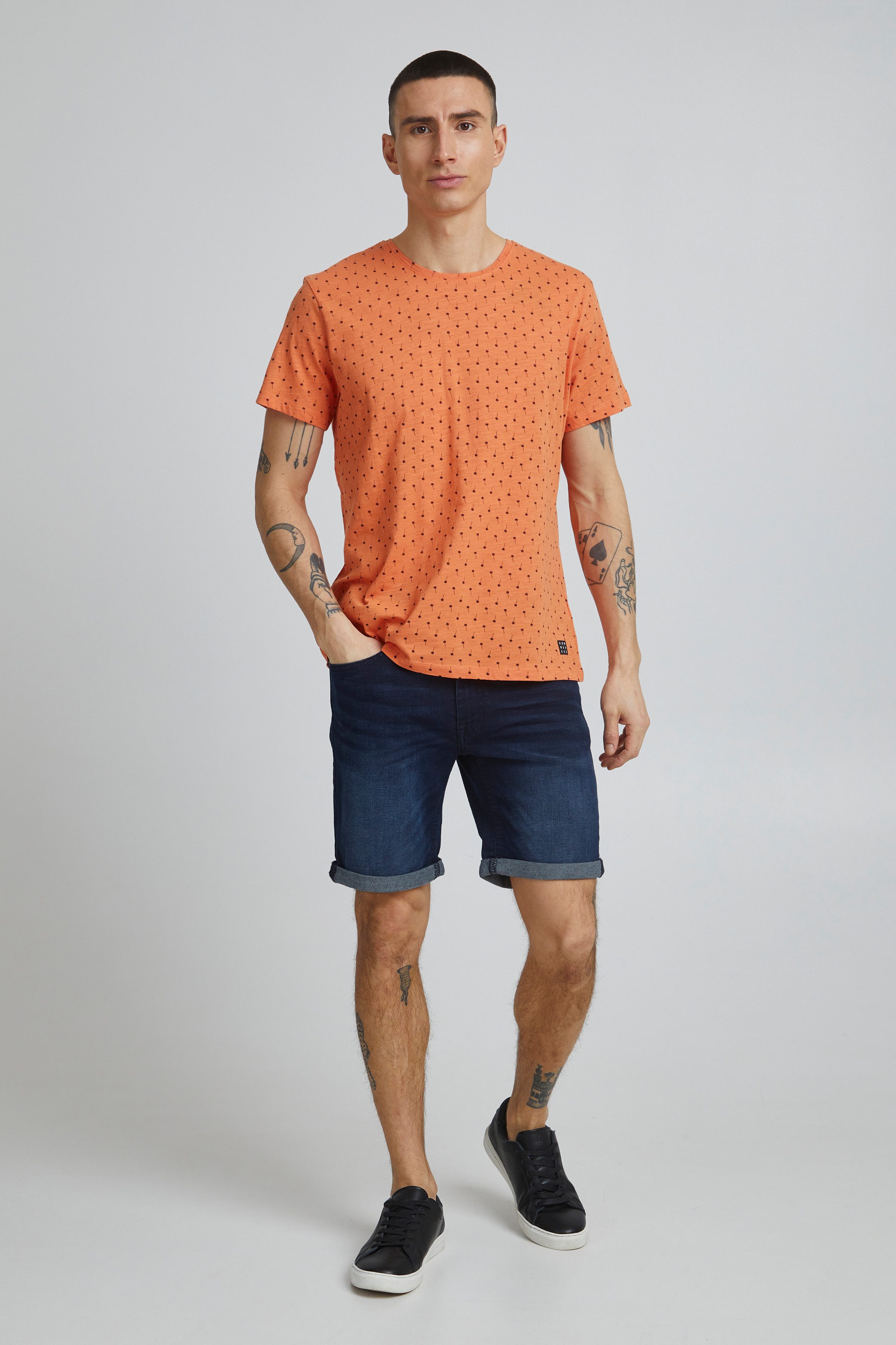 Blend Shorts BHTWISTER-denimshorts mit Markenlabel, aus Baumwollmischung, Regular Fit, knielange Form