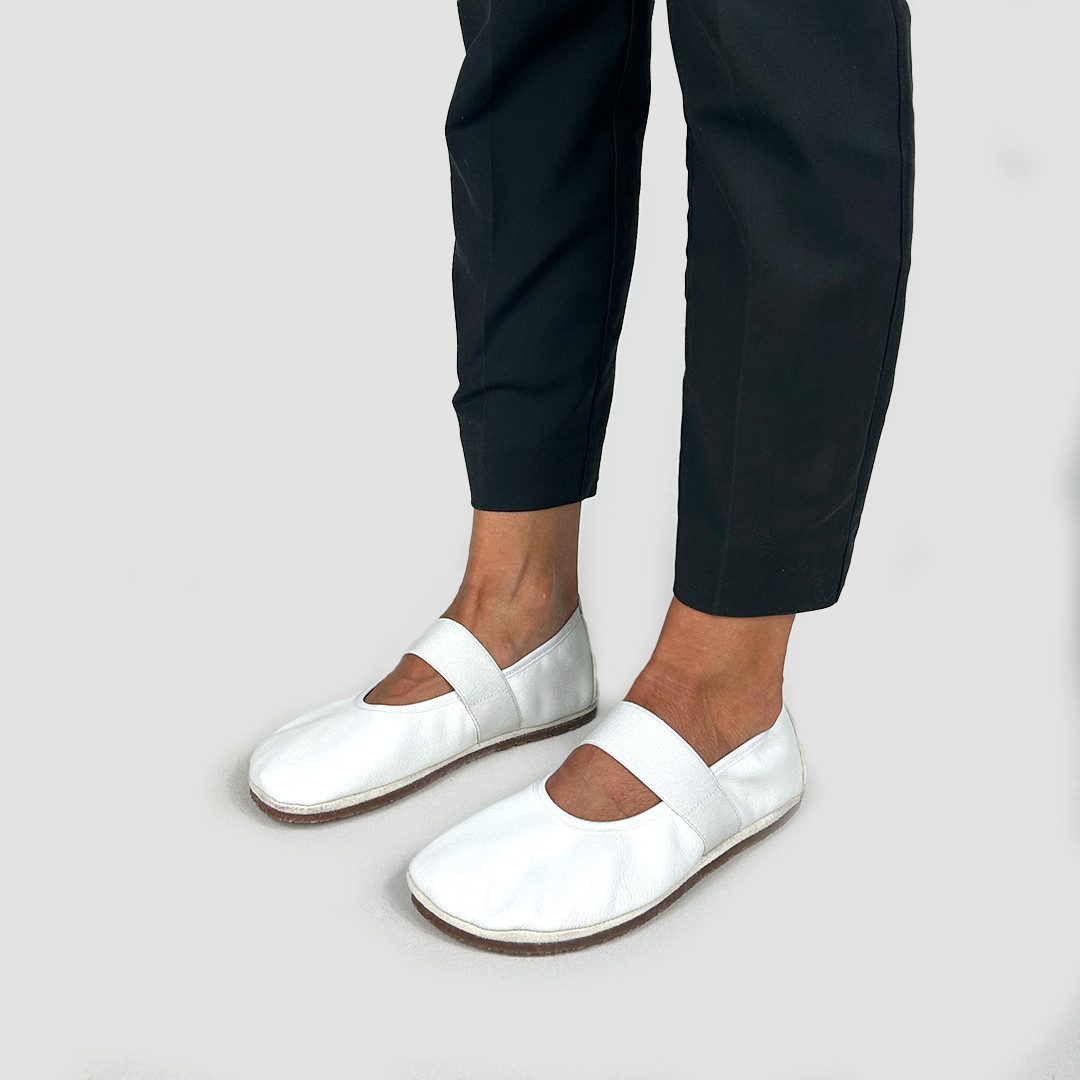 POLOLO Barfuß Ballerina Kaya, Damen Barfußschuh aus natürlich gegerbtem Leder