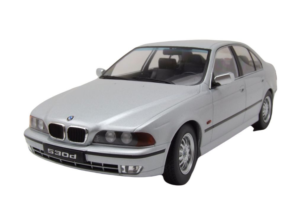 KK Scale Modellauto BMW 530d E39 1995 silber, Maßstab 1:18