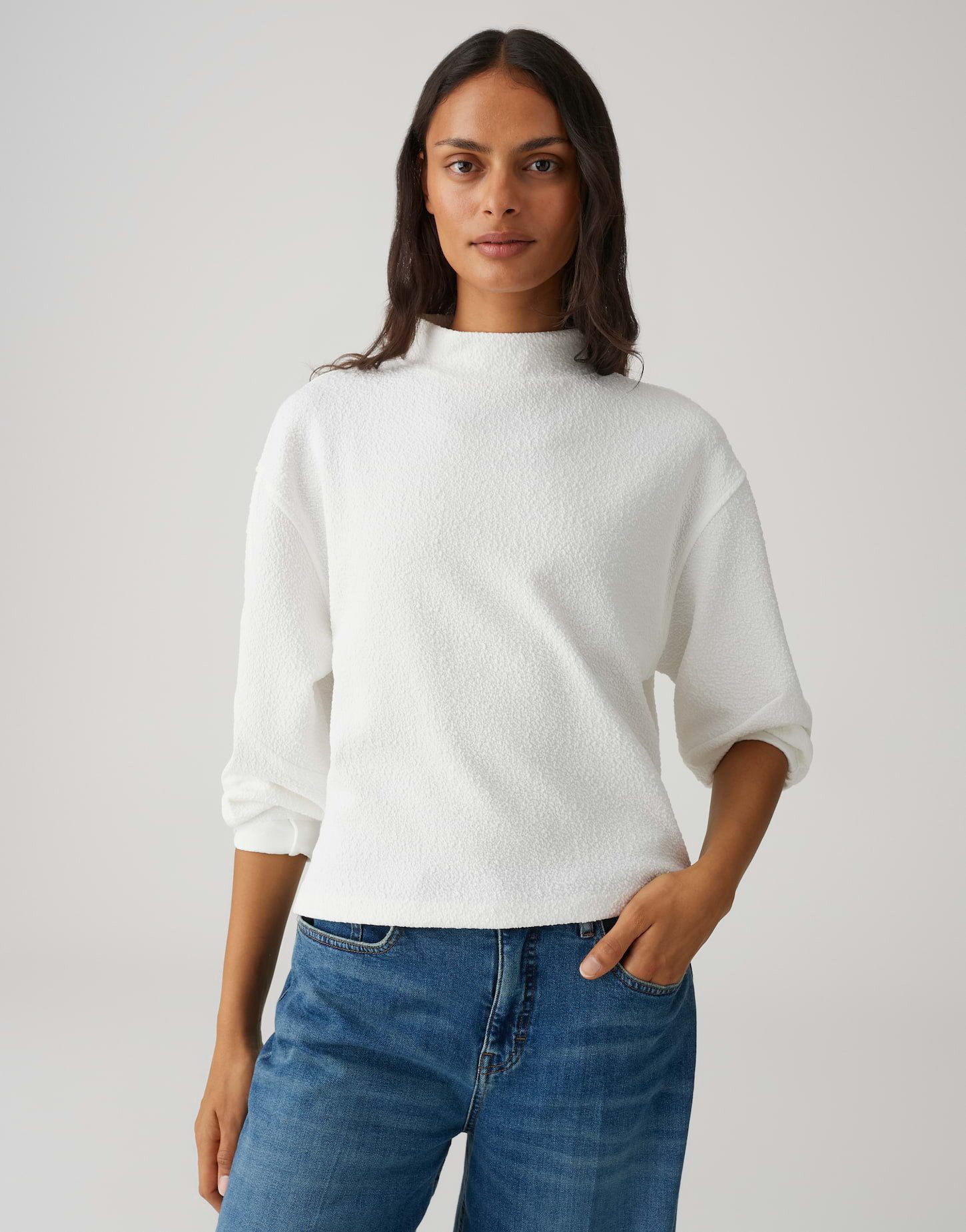 OPUS Sweatshirt Gandra mit feiner Struktur weite Passform, ovaler Schnitt, Funnel Neck, weicher Griff