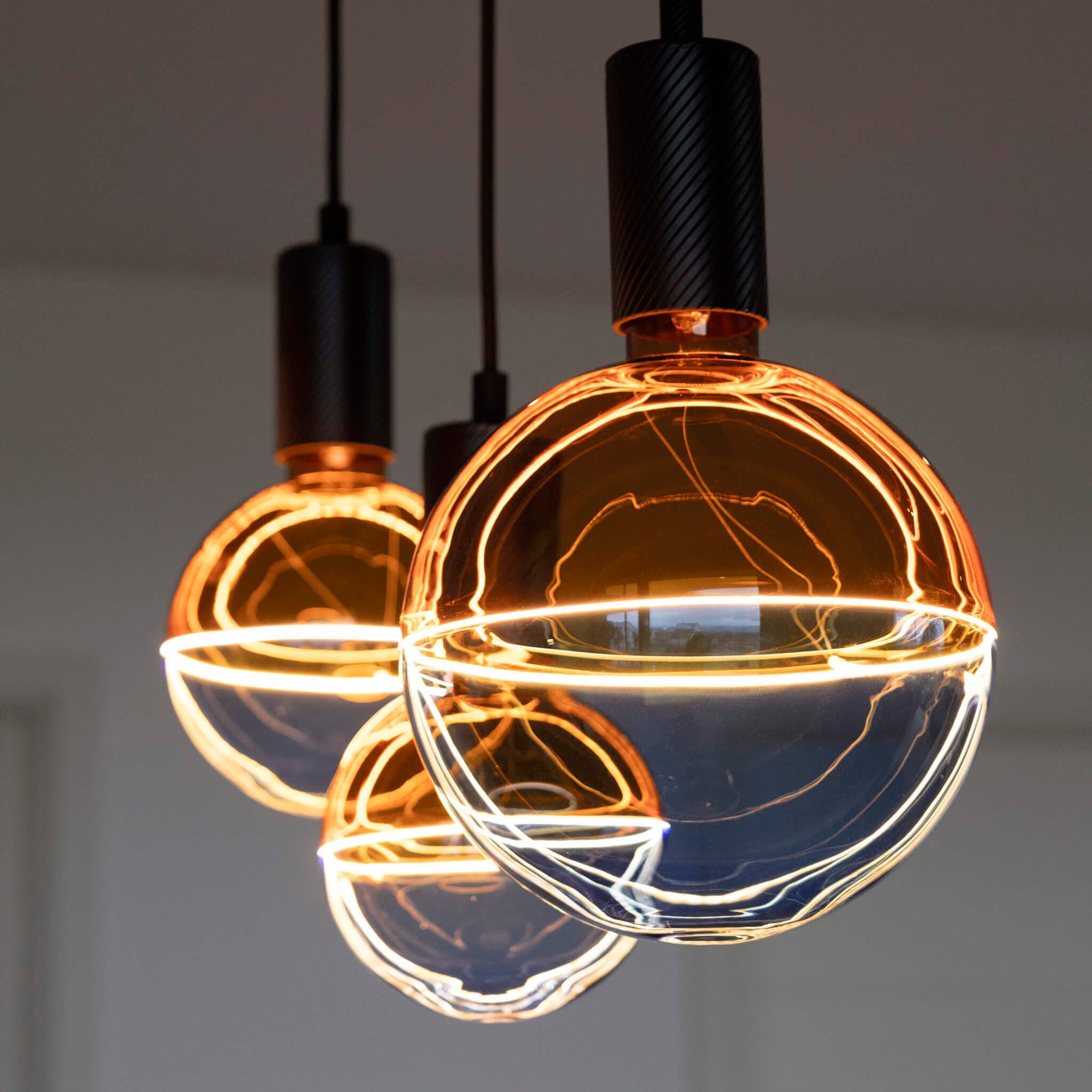 SEGULA LED-Leuchtmittel LED Illusion Globe 188 2tones amber blue, E27, 1 St günstig online kaufen