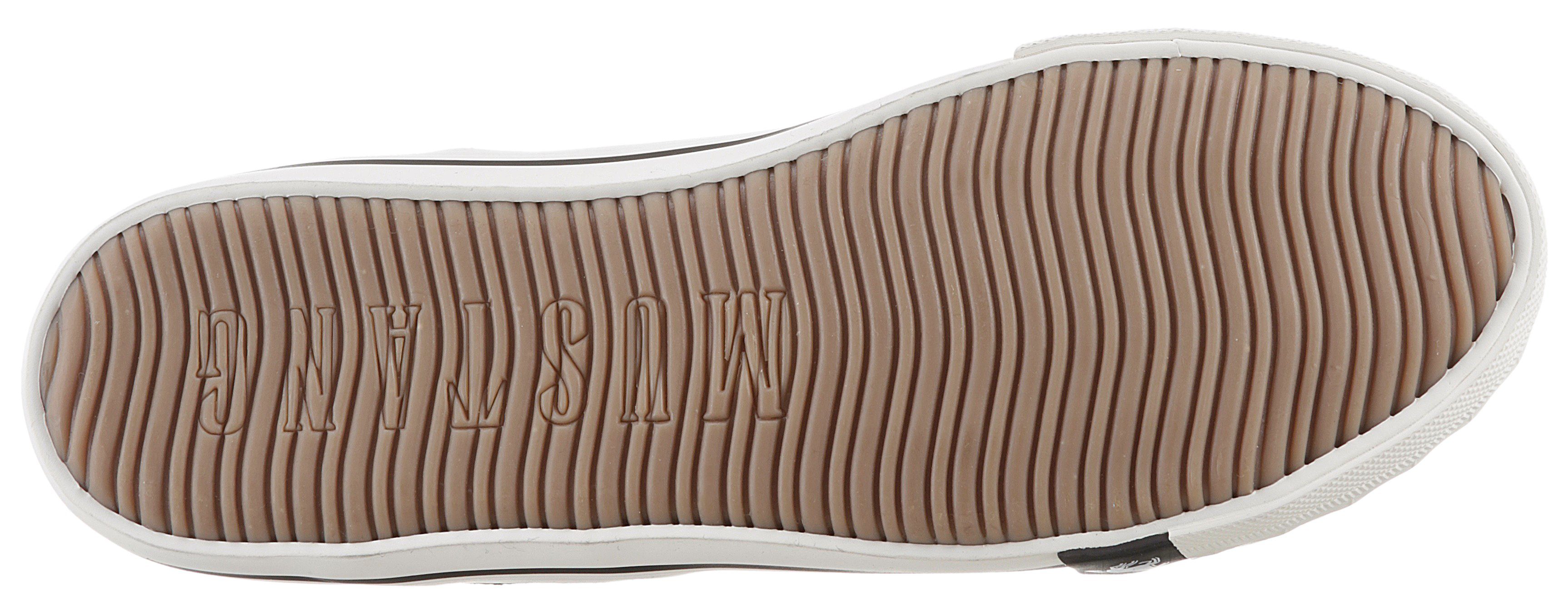Mustang Shoes Sneaker, High Top-Sneaker, Schnürschuh mit Label in der Laufsohle