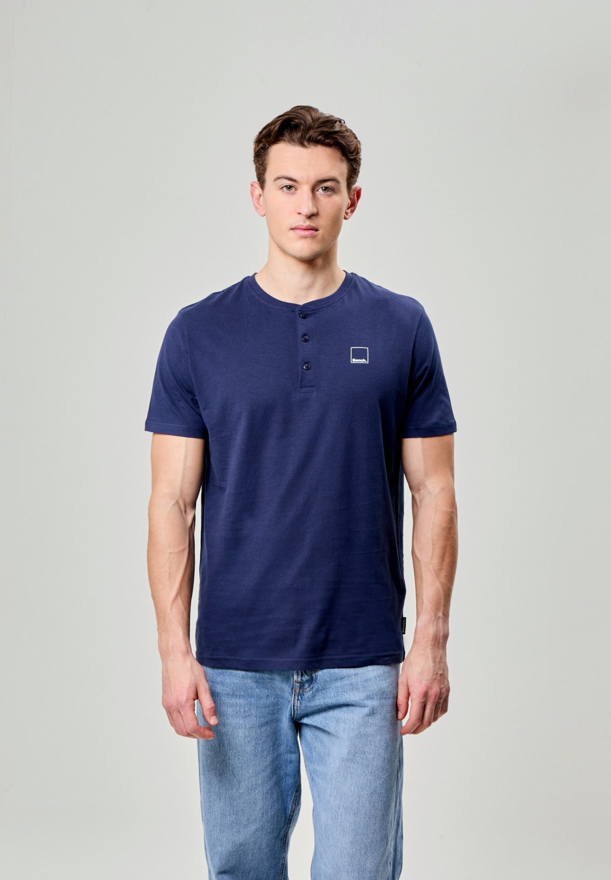 Bench. T-Shirt Bench Shirt Movia