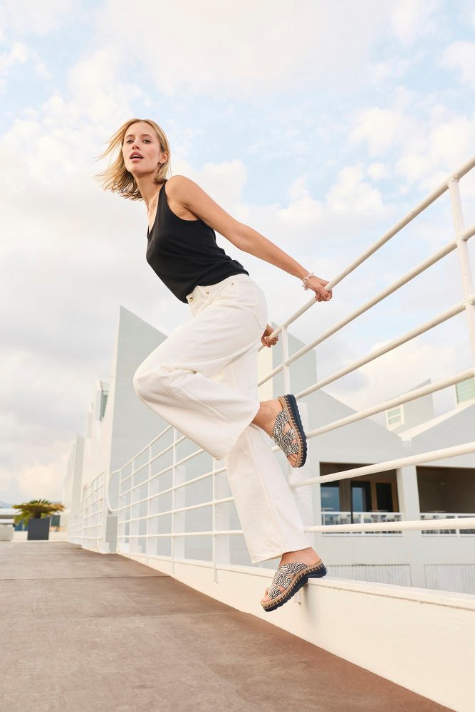 Rieker Pantolette Keilabsatz, Sommerschuh, Schlappen mit Juteumrahmung