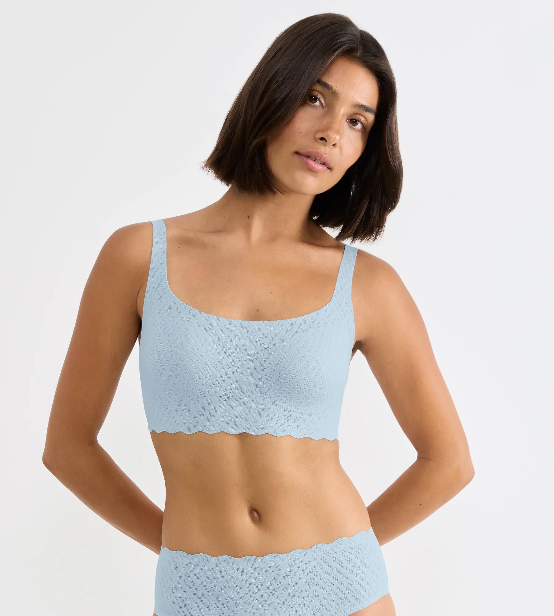 sloggi Bustier ZERO Feel Bliss mit herausnehmbaren, atmungsaktiven Pads und Stretch-Spitze