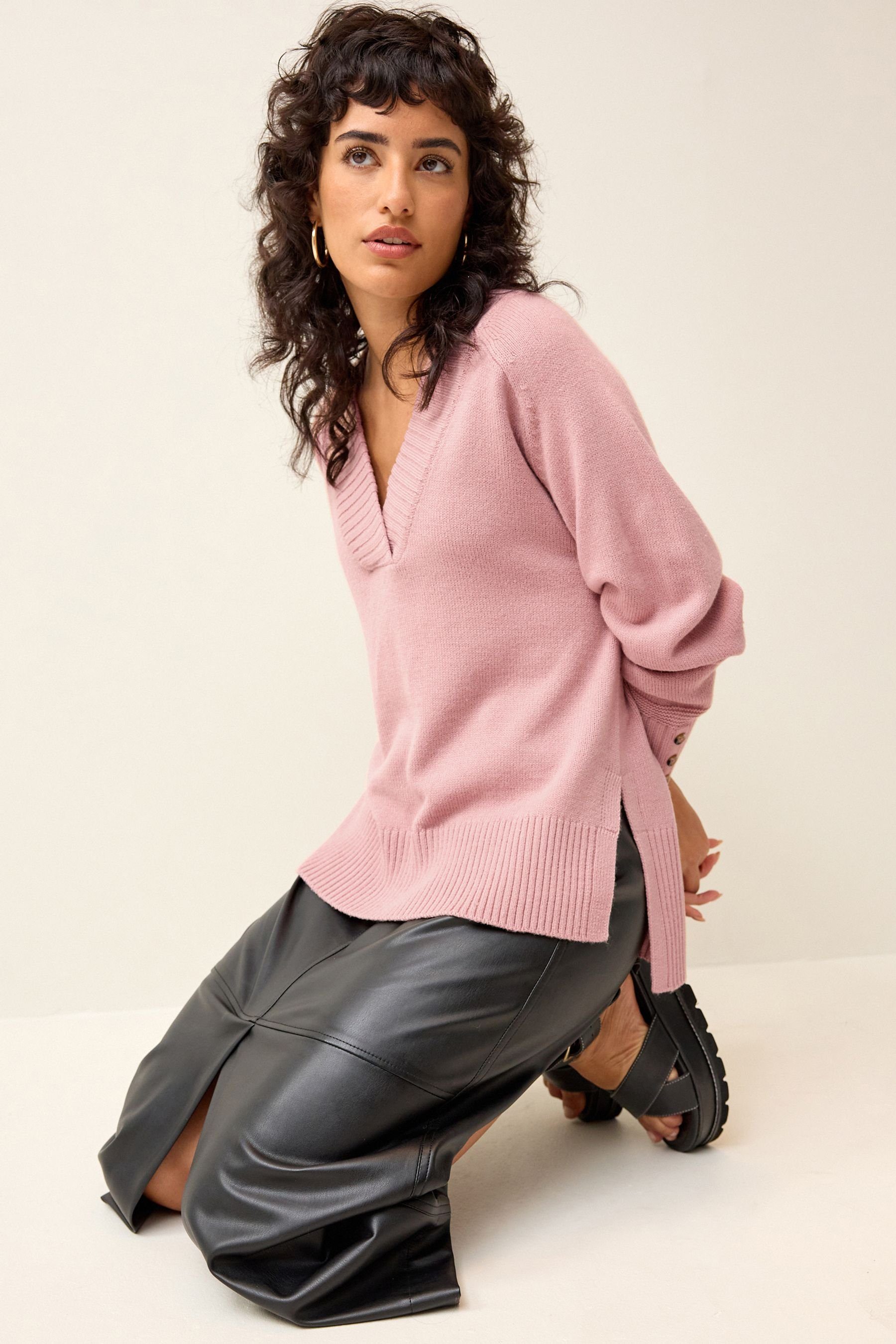 Pullover (1-tlg) Pink V-Ausschnitt Blush mit Bequemer V-Ausschnitt-Pullover Next