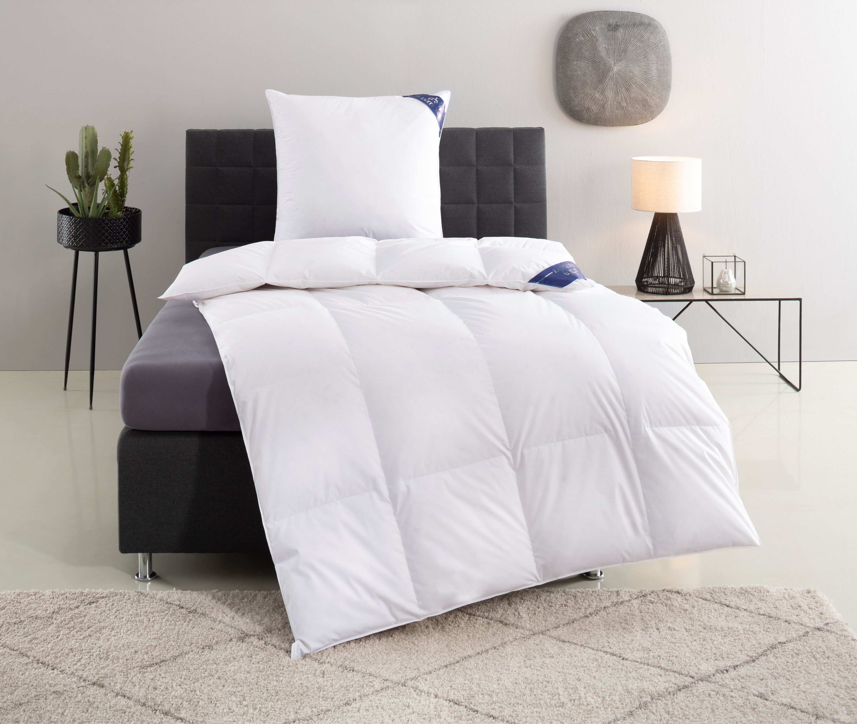 Excellent Daunenbettdecke + 3-Kammer-Kopfkissen Venedig, 2-tlg, günstig online kaufen