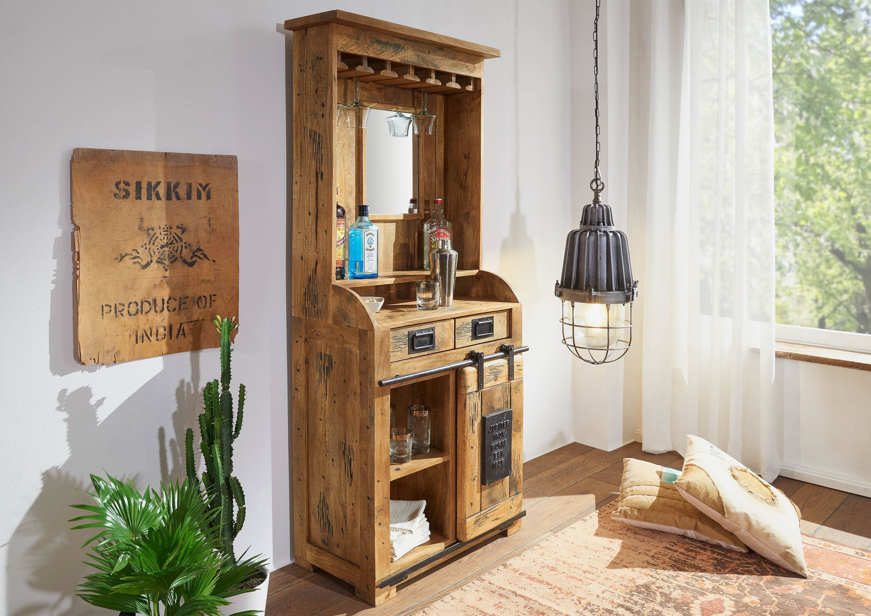 Massivmoebel24 Barschrank RAILWAY (Bar Mango 75x35x170 natur lackiert RAILWAY #141) Bar Mango 75x35x170 natur lackiert RAILWAY #141