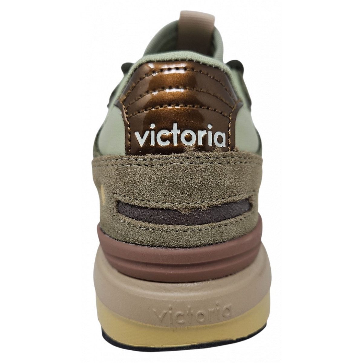 Victoria Luna Sneaker