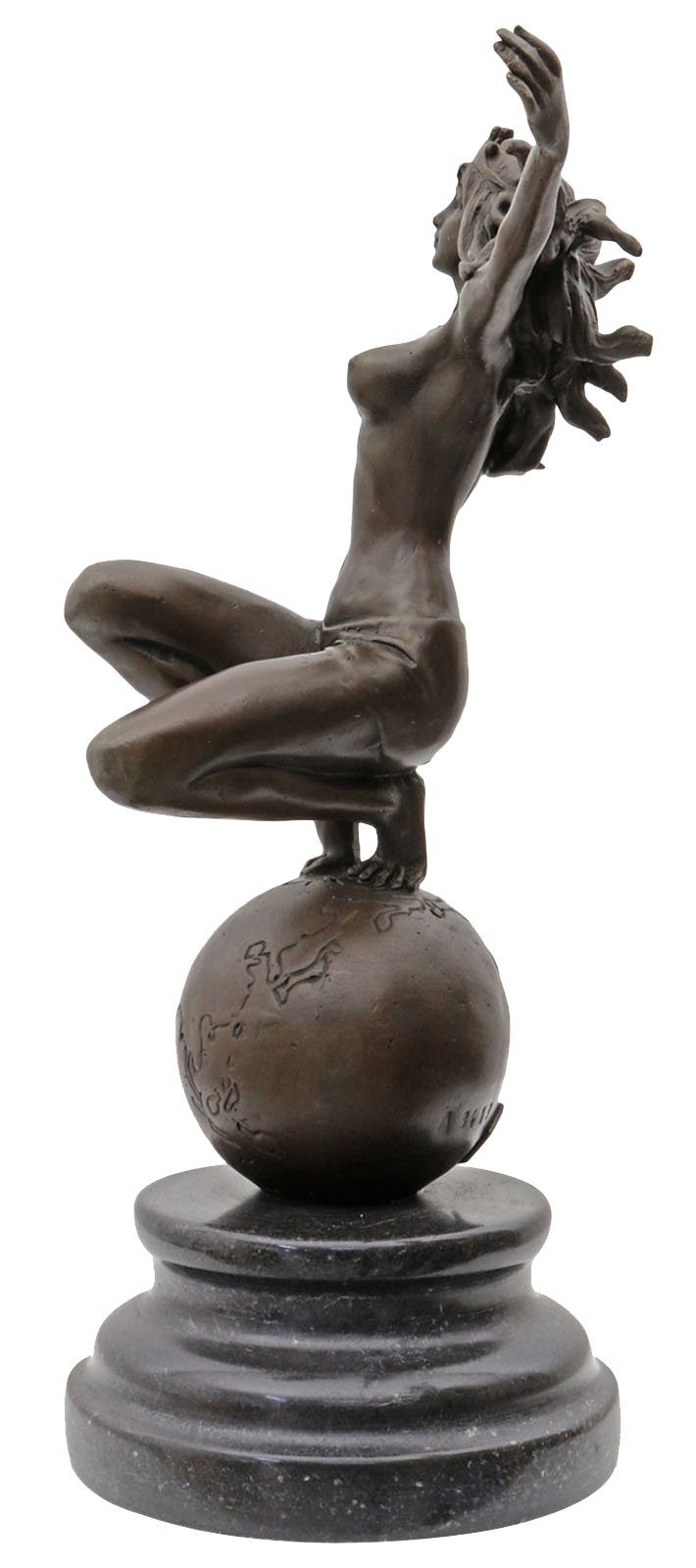 Aubaho Skulptur Bronzeskulptur Frau Weltkugel im Antik-Stil Figur Bronze Erotik Statue