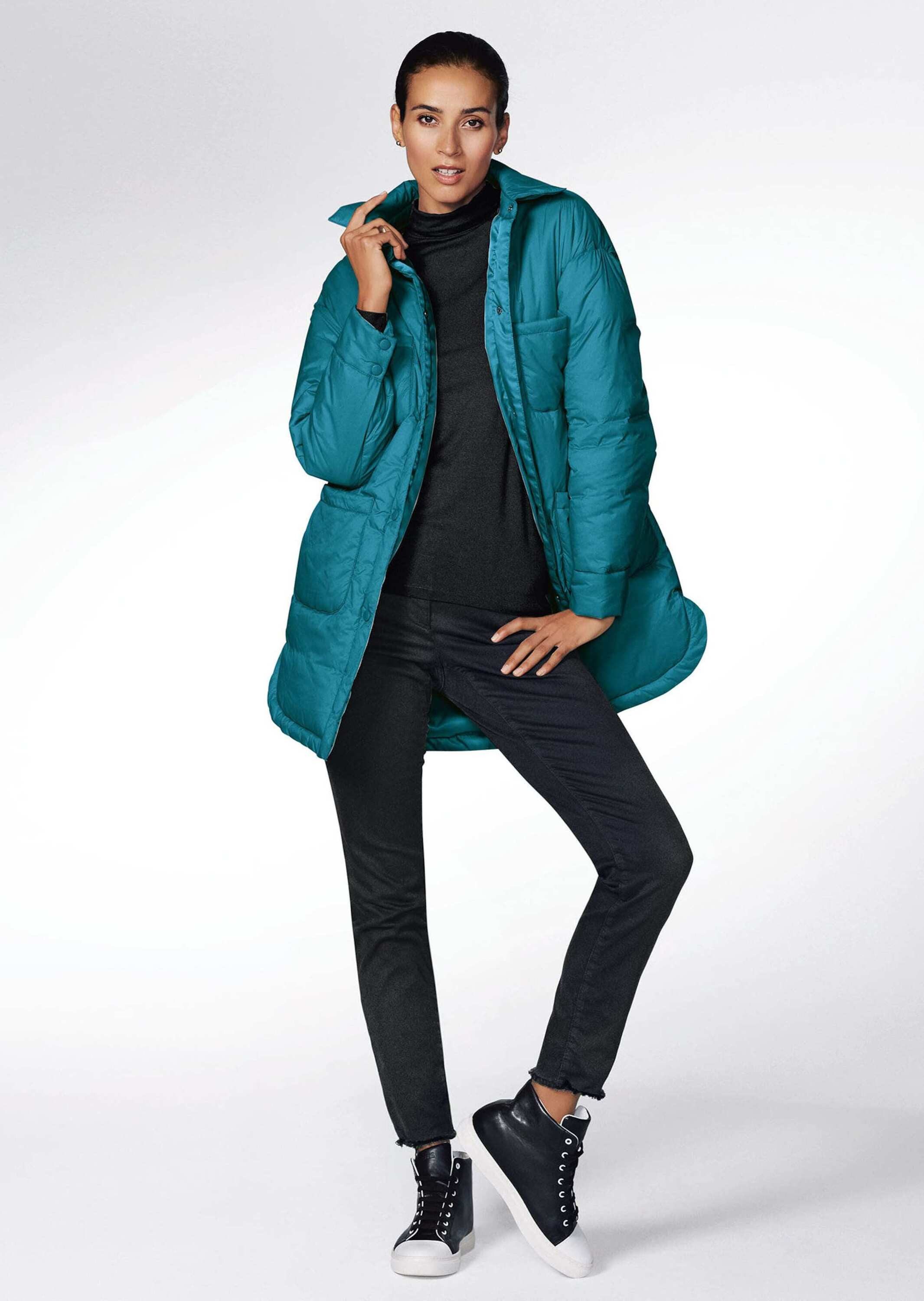 MADELEINE Steppjacke Sportive, leichte Jacke mit Taschen Gestreiftes Design, Klappkragen und praktische Druckknöpfe