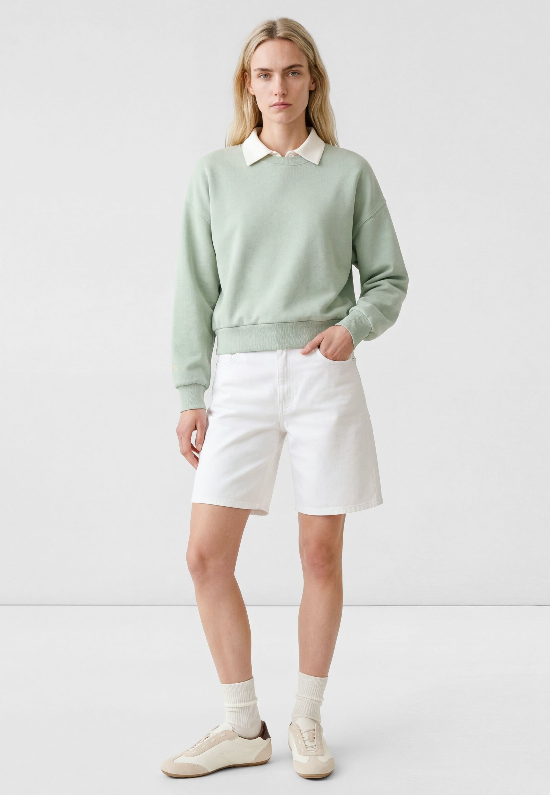 Mavi Shorts