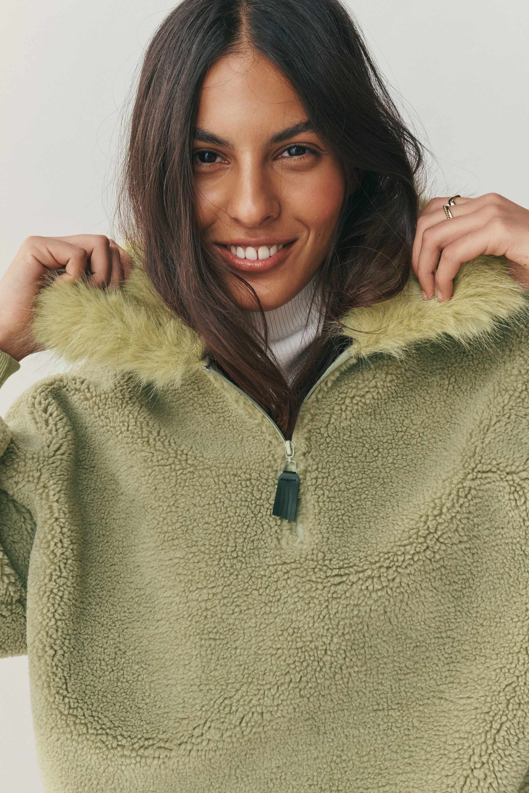 Next Fleecepullover Borg-Fleece mit 1/4-RV und Kunstfell-Kragen (1-tlg)
