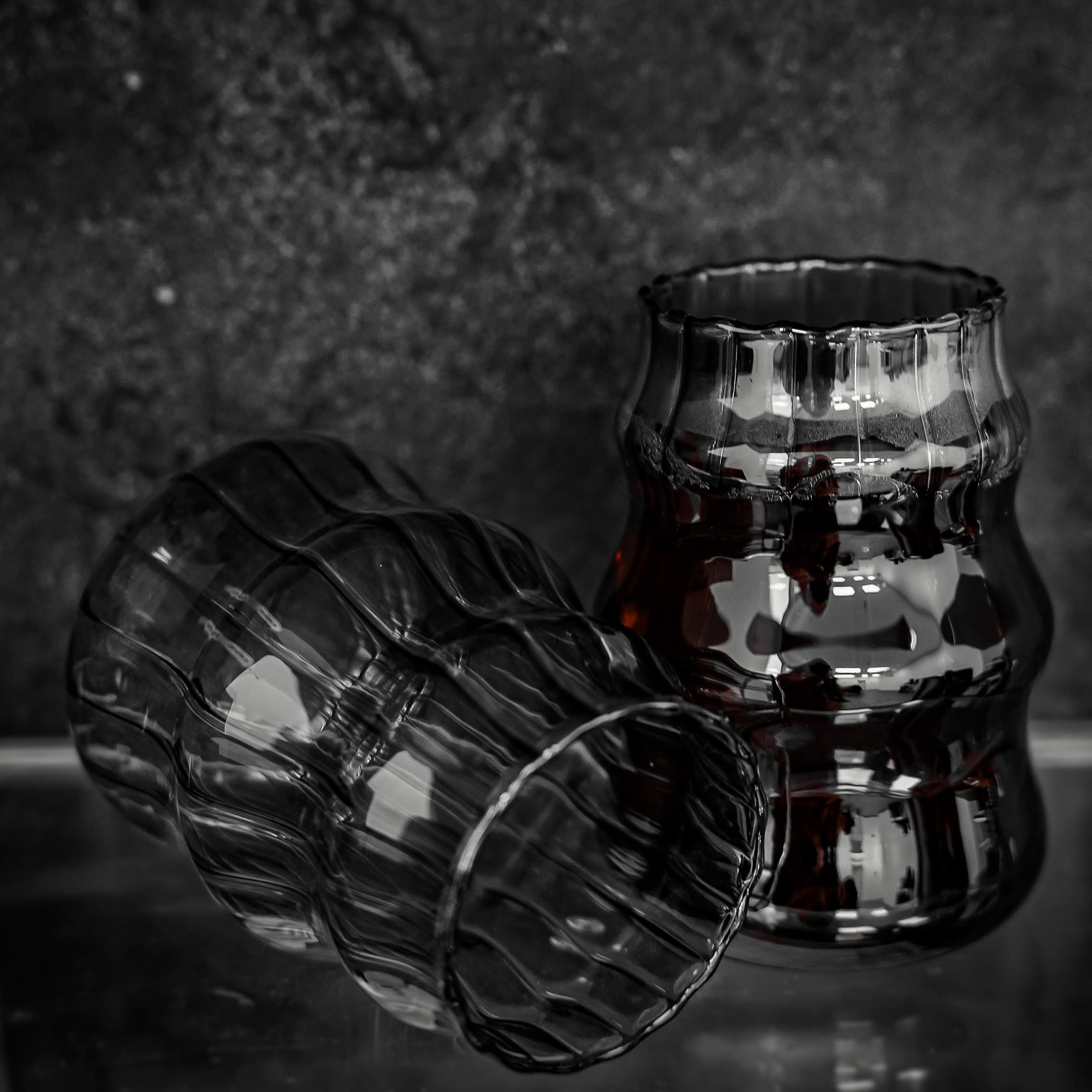Mulex Glas Bubble & Riffle Design 500 ml Trinkgläser Hitzbeständig, 2-tlg.