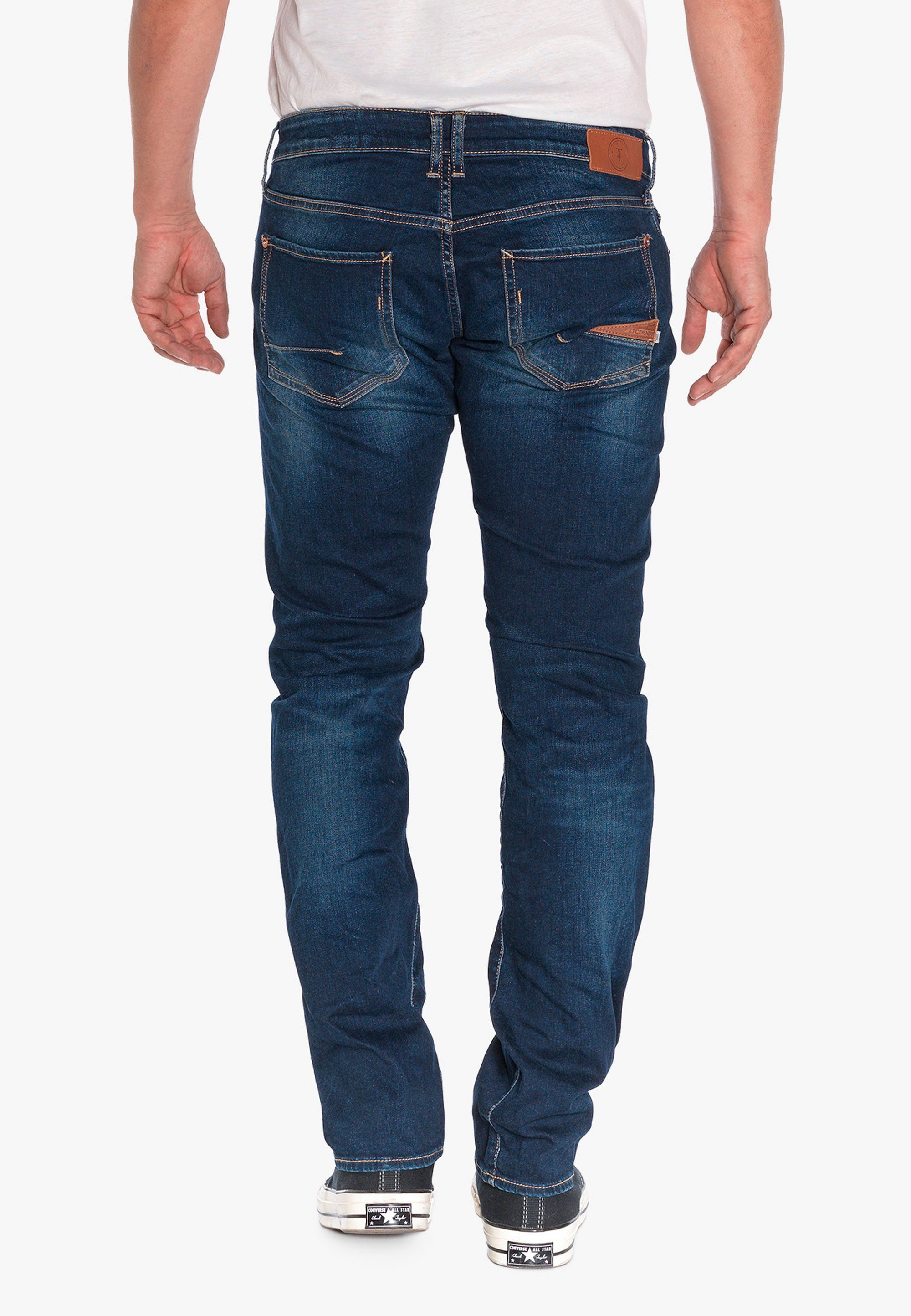 Temps Cerises 800/12 Bequeme Jeans Des klassischen Le im Design