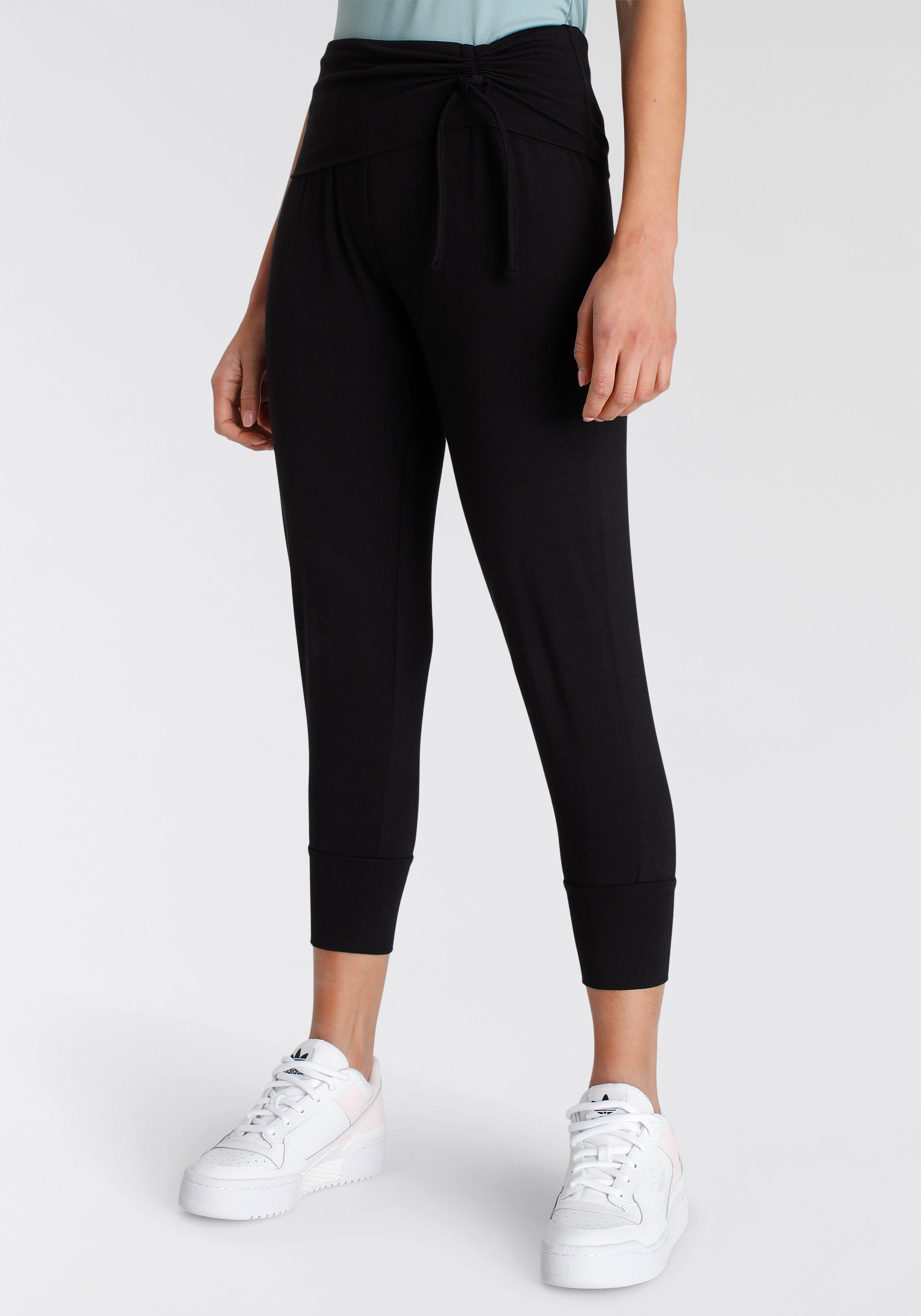 schwarz SPORTS Relax Yogahose 7/8 in FAYN Länge