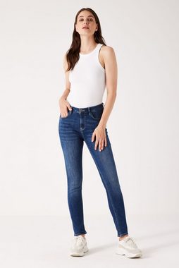 Garcia Bequeme Jeans Celia