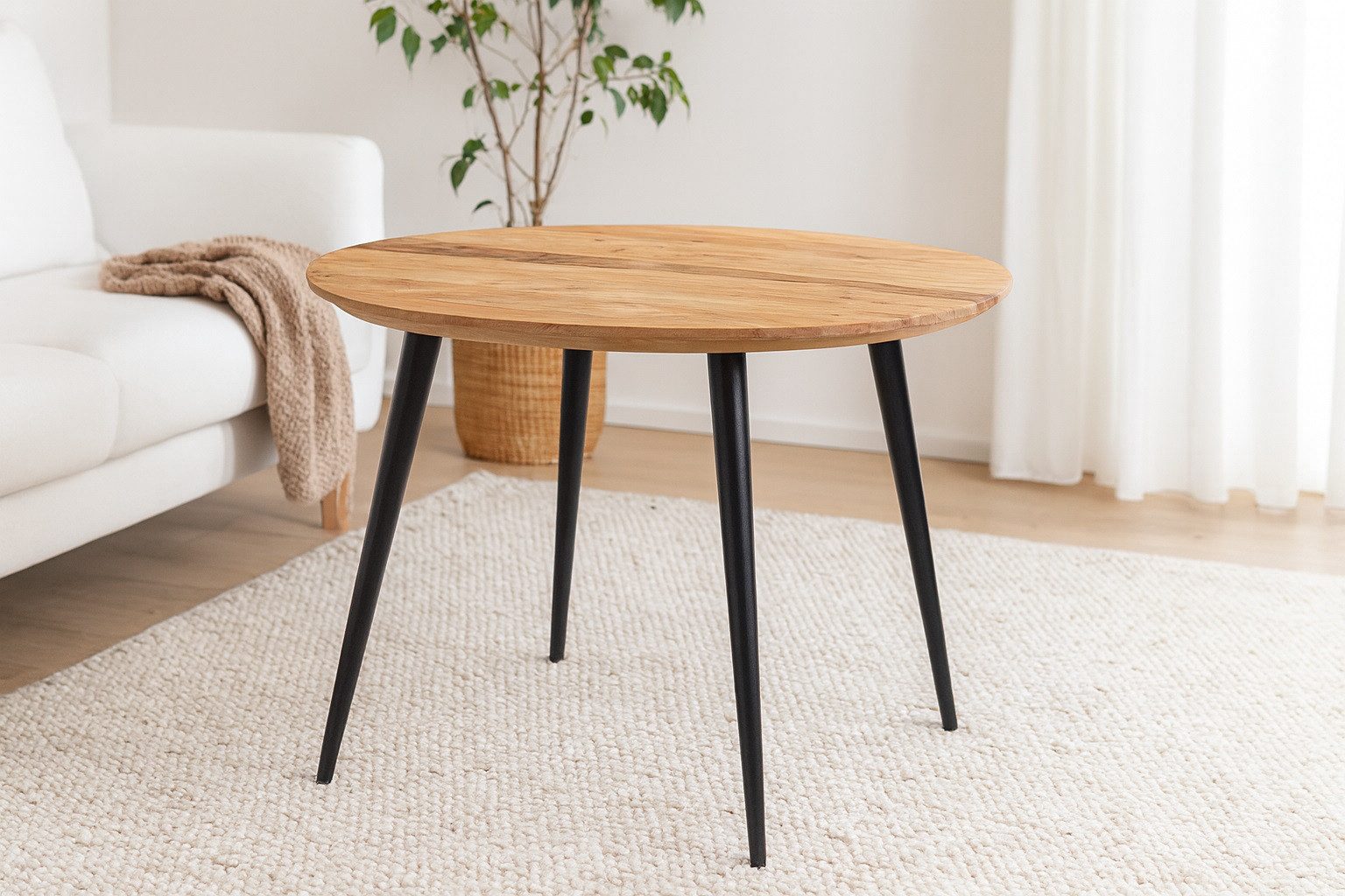 SAM® Esstisch Zoey, Akazienholz, Schweizer Kante, Metallgestell Spider oder Vierfuß