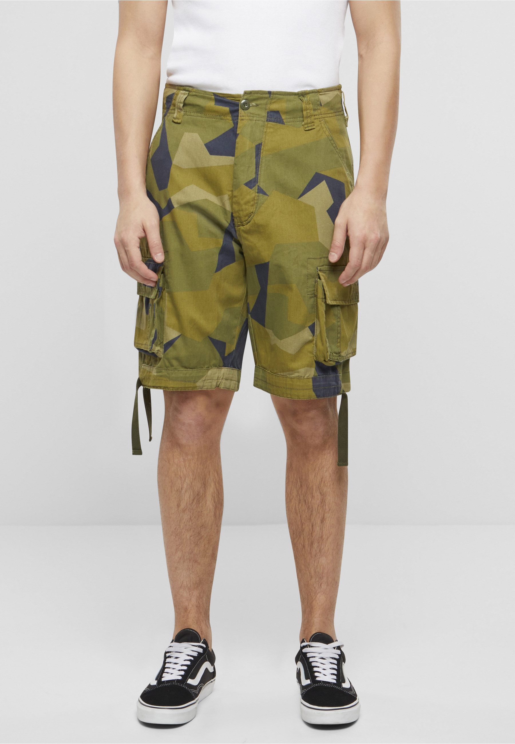 Brandit Stoffhose Brandit Herren Urban Legend Cargo Shorts (1-tlg)