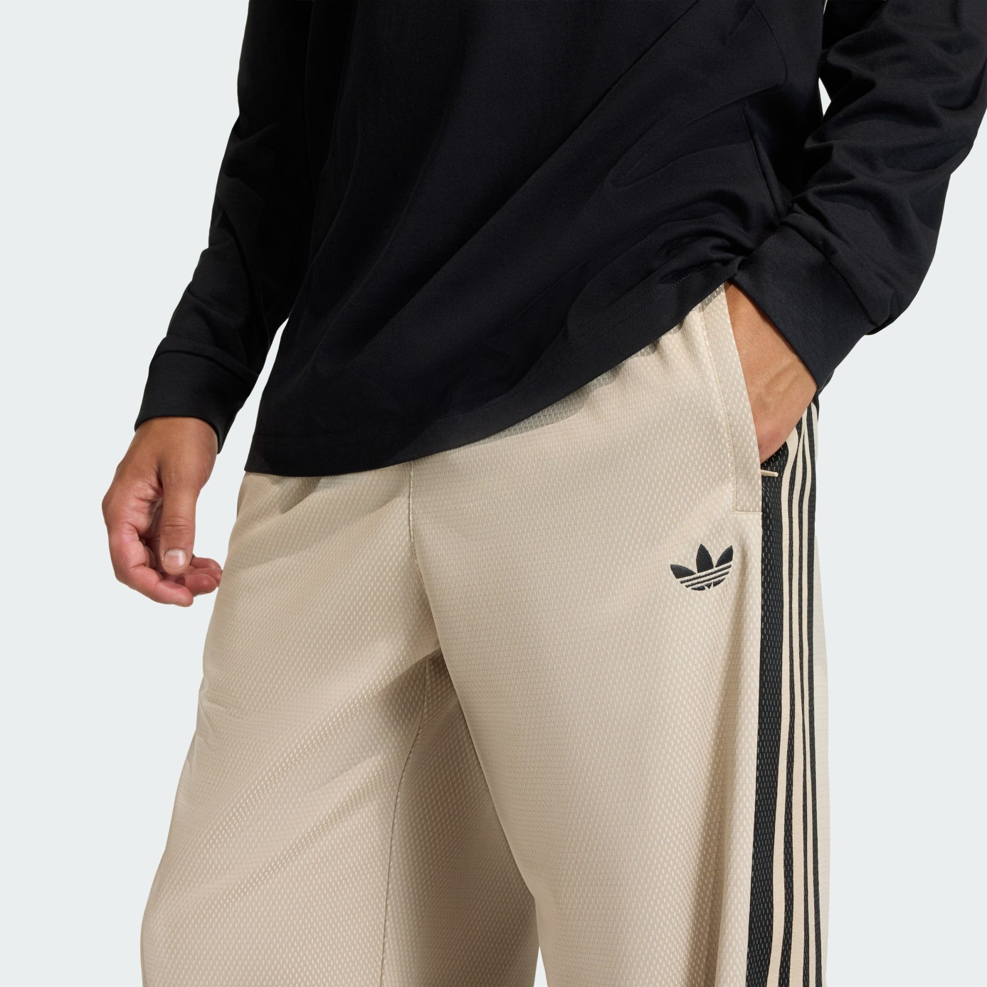 adidas Originals Jogginghose MESH-TRAININGSHOSE, LOCKER GESCHNITTEN (1-tlg)