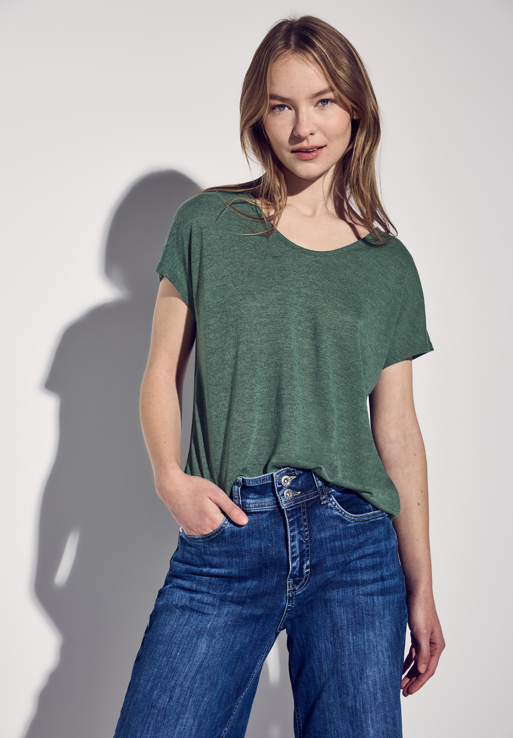 STREET ONE T-Shirt, mit abgerundetem V-Ausschnitt günstig online kaufen