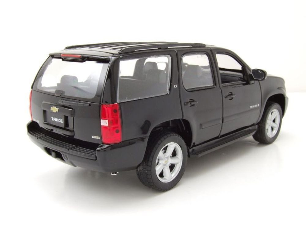 Welly Modellauto Chevrolet Tahoe 2008 schwarz, Maßstab 1:24