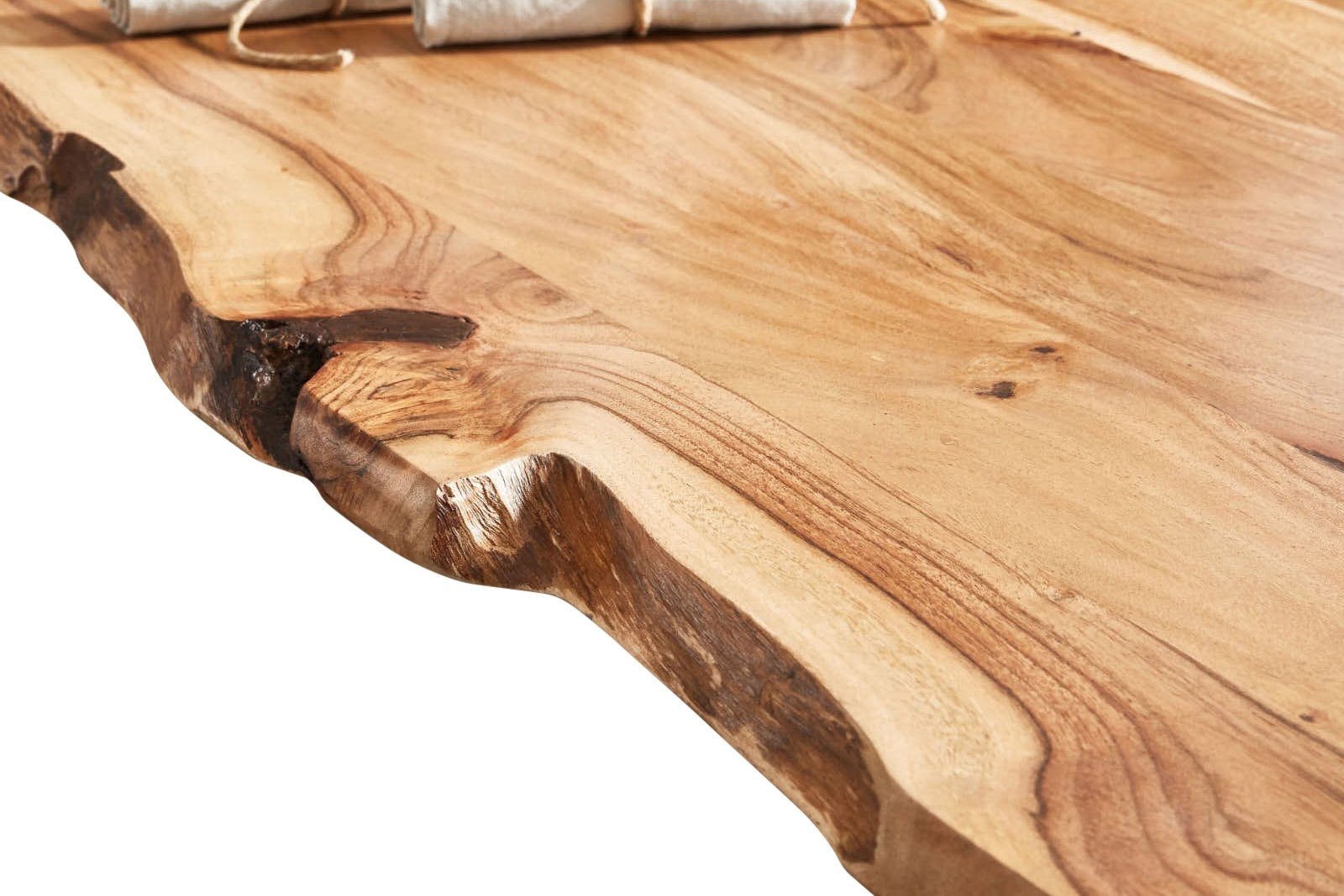 Junado® Tischplatte Noah, natürliche Akazie Baumkante Massivholz nussbaumfarben 26mm