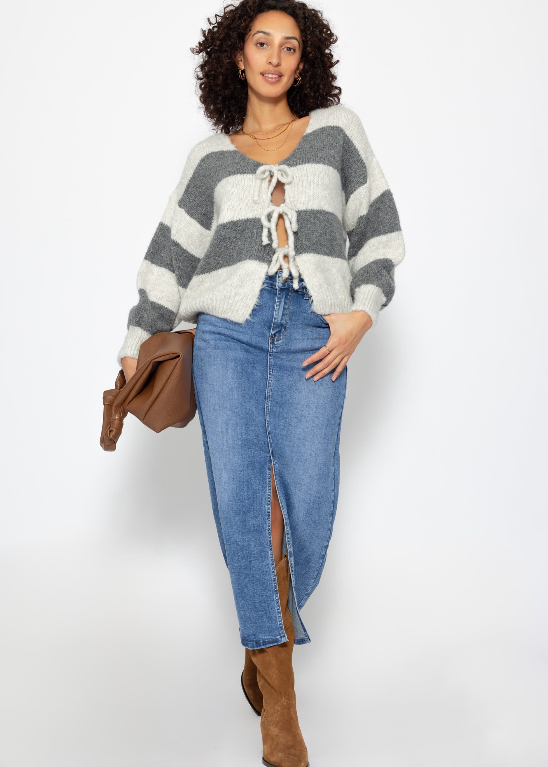 SASSYCLASSY Cardigan Flauschige Strickjacke mit Schleifenverschluss günstig online kaufen