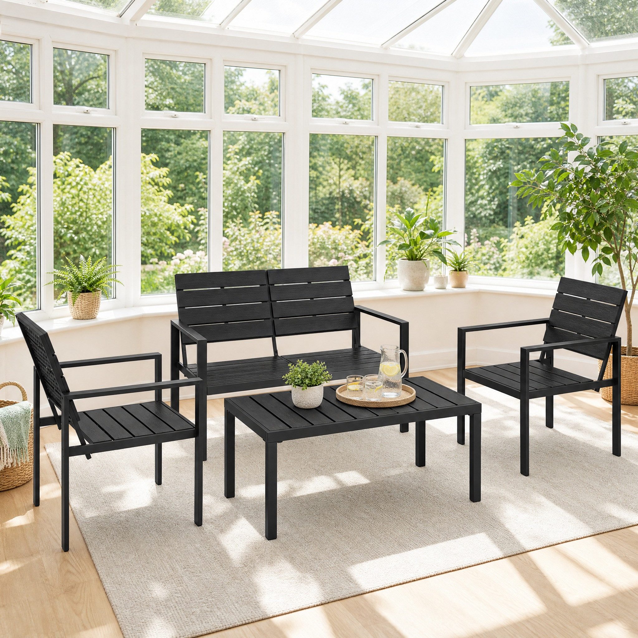 REDOM Sitzgruppe Vierplatziges Gartenmöbel Set mit schwarzem Lamellen-Look, (Set, 4-tlg., Stilvolle Lounge-Einrichtung für entspannte Stunden im Garten), Gemütliche Sitzgruppe mit Sofa, zwei Sesseln und Beistelltisch