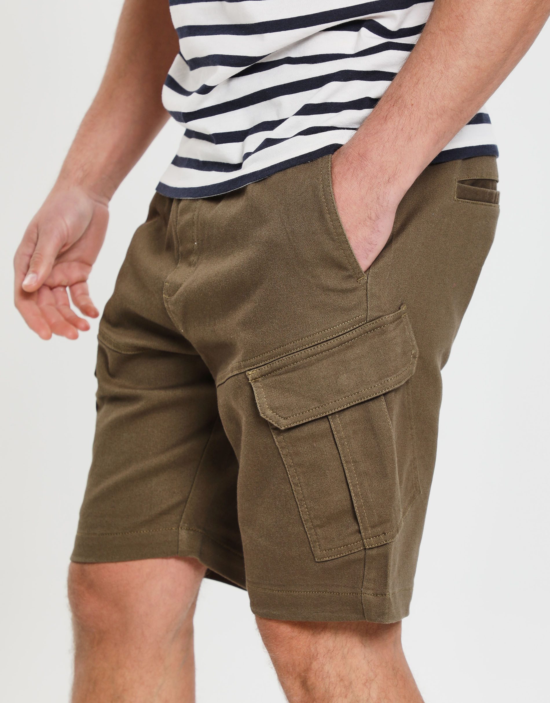 Threadbare Shorts im Chino-Style