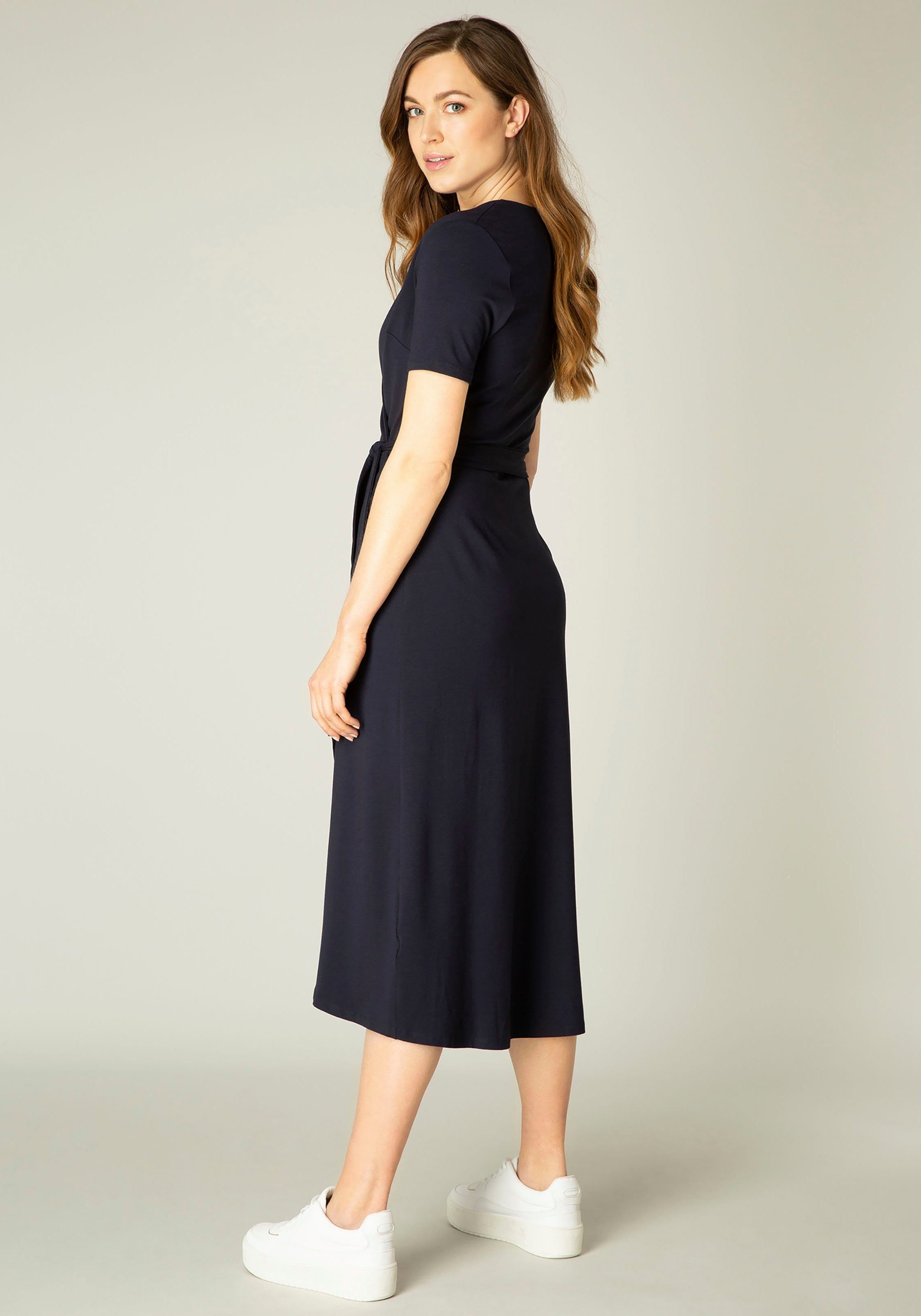 Base Level Wickelkleid Yvie In bequemer, elastischer Qualität