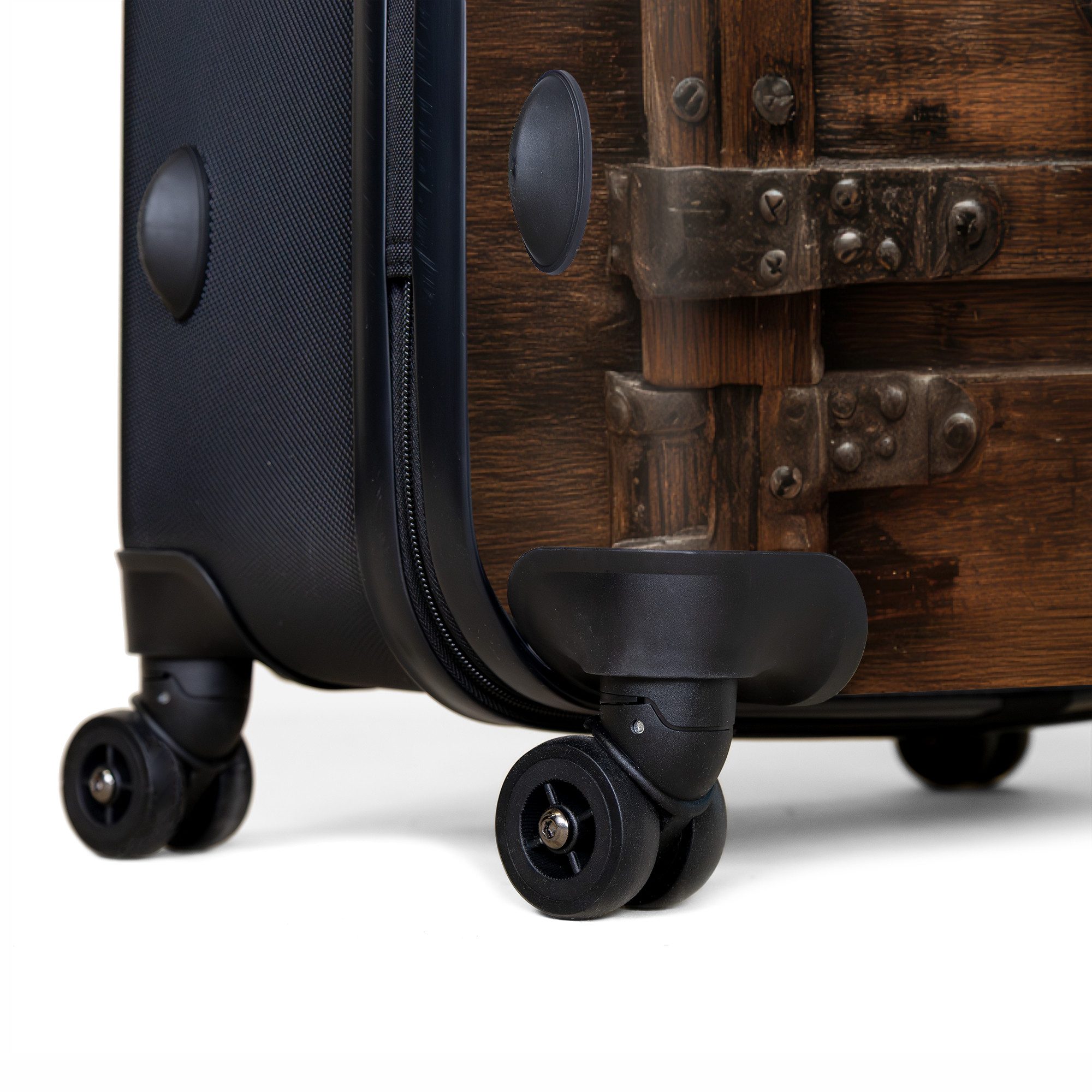 NoBoringSuitcases.com© Hartschalen-Trolley Verschlossene Holzkiste mit Metallbändern 77 cm - 98 L, 8 Rollen, Koffer Groß für 30kg, Trolley, Rollkoffer, Reisekoffer
