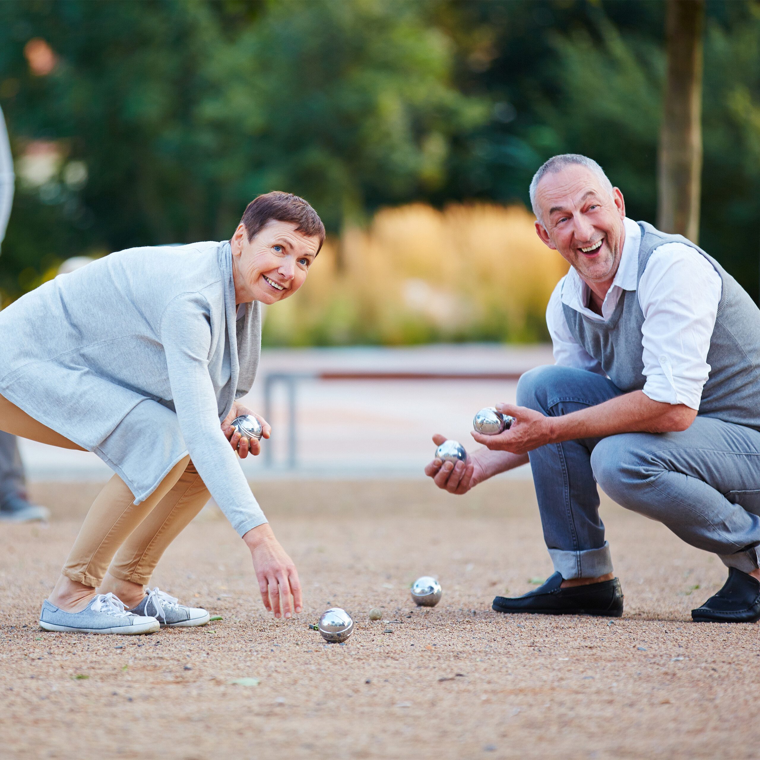 relaxdays Spielzeug-Gartenset 8 Boule Kugeln im Set, (8er Set)