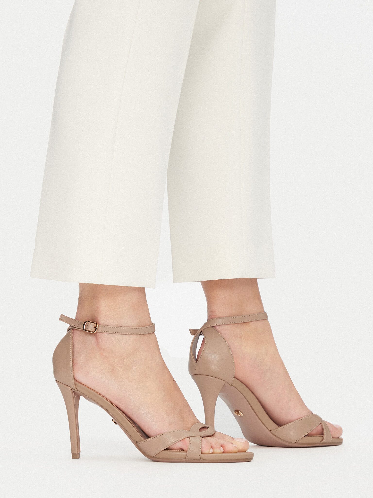 GINO ROSSI Gino Rossi „NADI‑2“ – Elegante Damen-Sandalen aus Echtleder in Beige Sandale Aus echtem Leder gefertigt