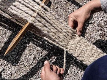 WoolFit Woolies handgewebte Hüttenschuhe Hausschuhe Hausschuh aus 100% natürlicher Wolle