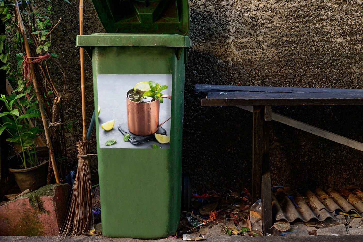MuchoWow Wandsticker Becher - Mülltonne, Container, Abfalbehälter (1 Zitrone Sticker, St), Mülleimer-aufkleber