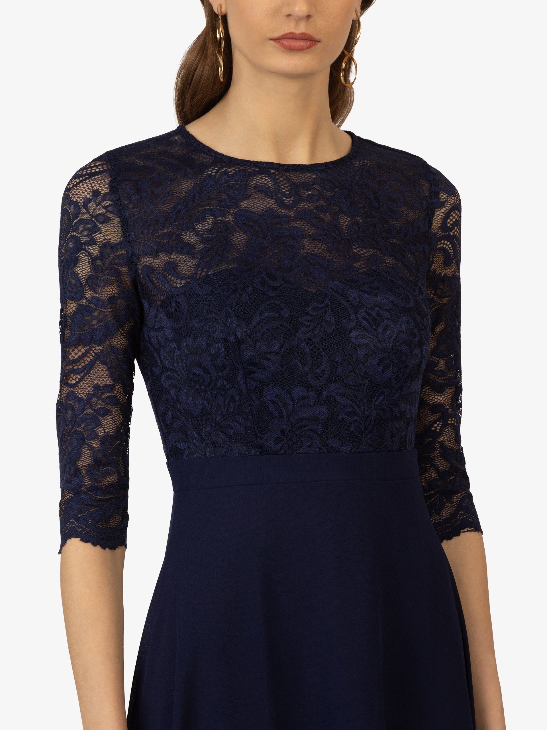 Kraimod Abendkleid aus hochwertigem Polyester Material mit Rundhalsausschnitt