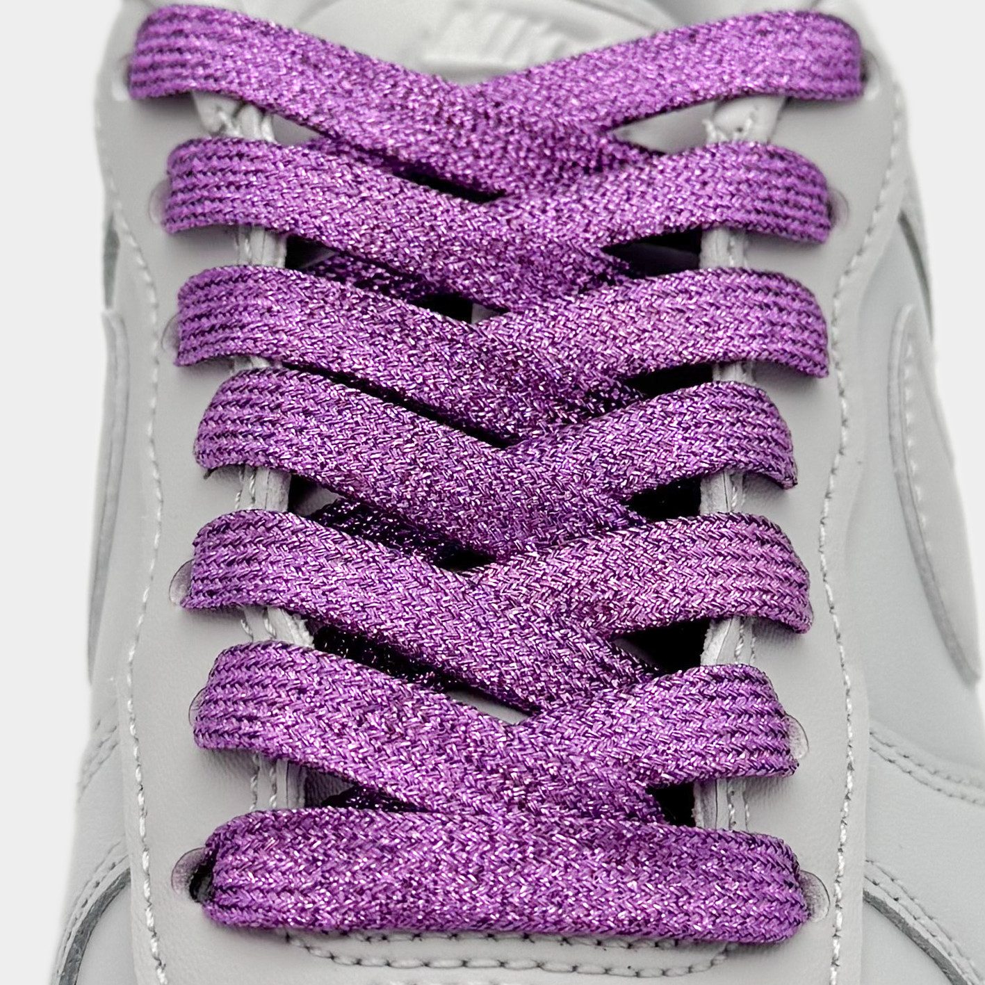 Kicksarchive Schnürsenkel Flache Glitzer Schnürsenkel Glitter Laces Kostüm Silber Bunt Weiß 8mm