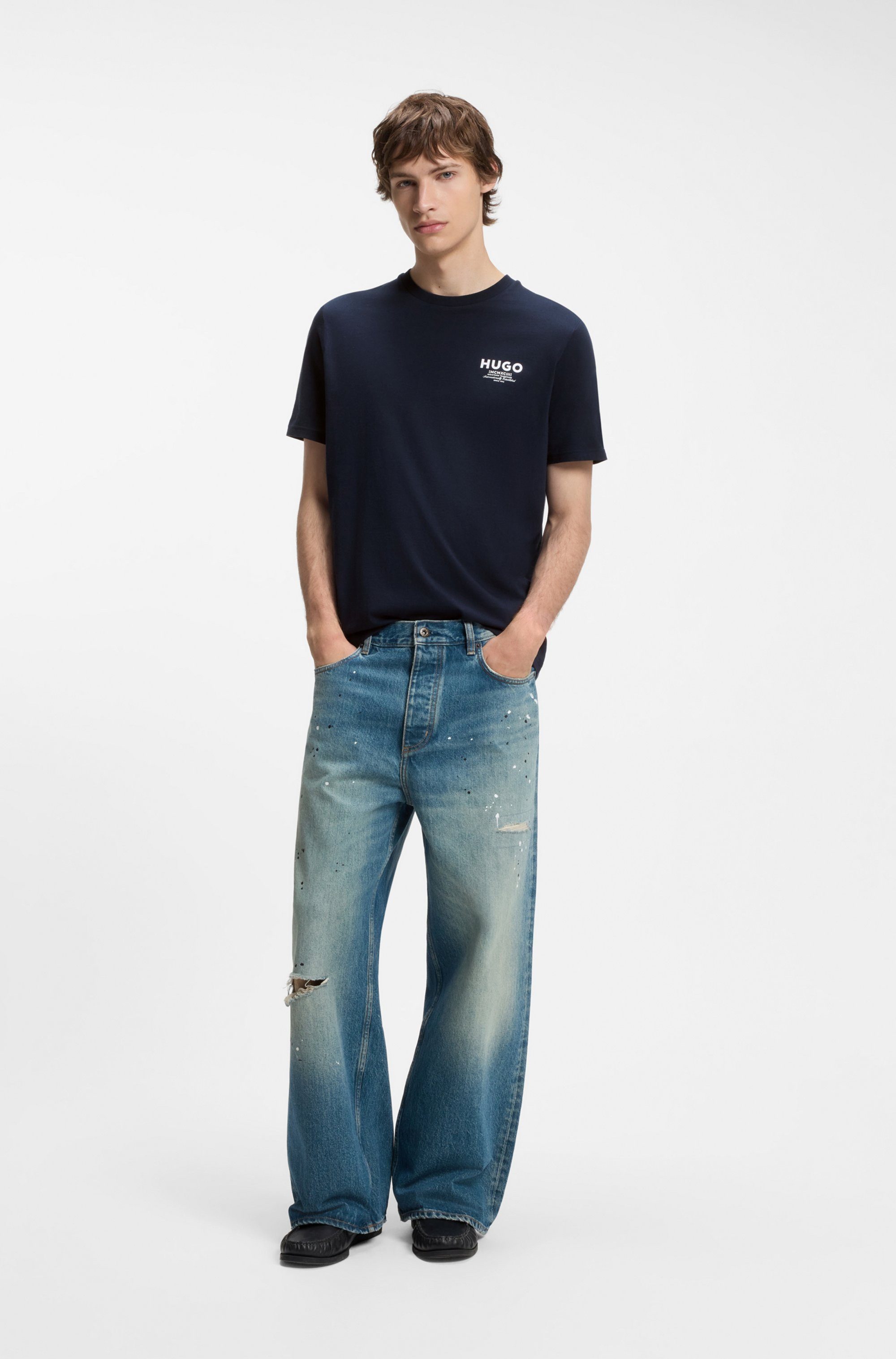 HUGO T-Shirt Nesptee Rundhalsausschnitt, Regular Fit, reine Baumwolle