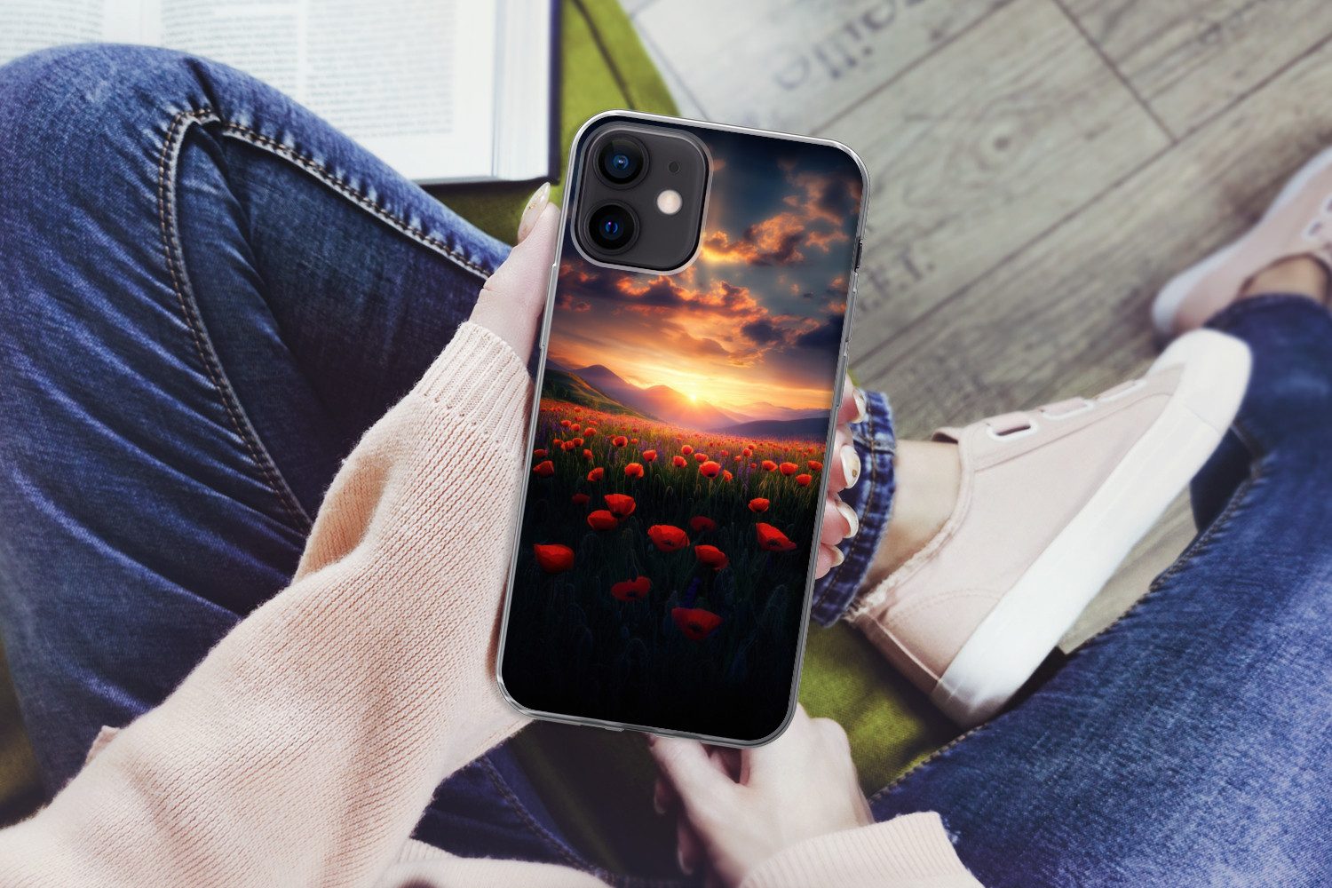 MuchoWow Handyhülle für Apple iPhone 12 Landschaft - Sonnenuntergang - Blumenfeld, Smartphone-Bumper, Print, Handy Schutzhülle Dünn