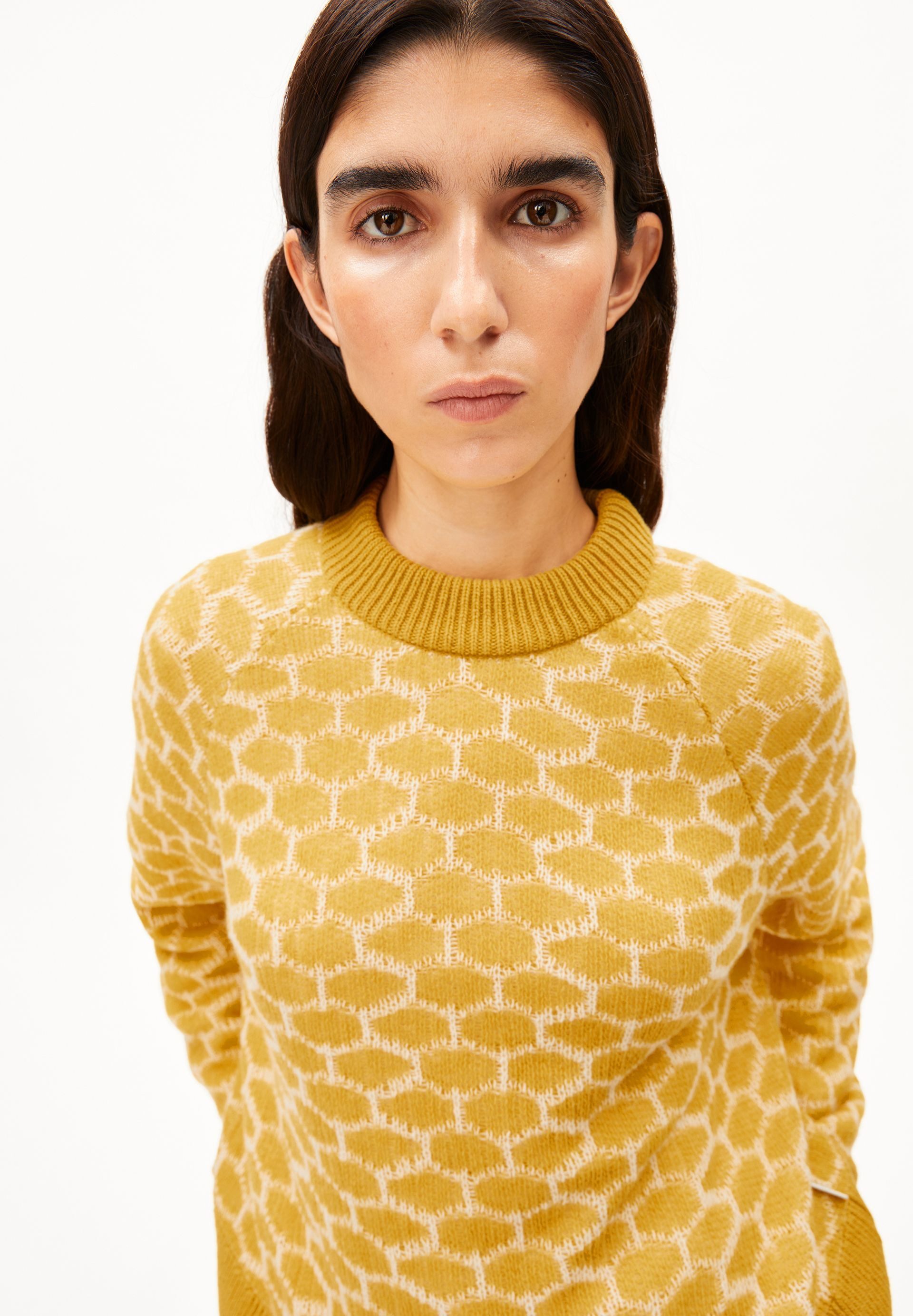 Armedangels Strickpullover MULTI DOTS Strickpullover aus Bio-Woll Mix Loose Fit