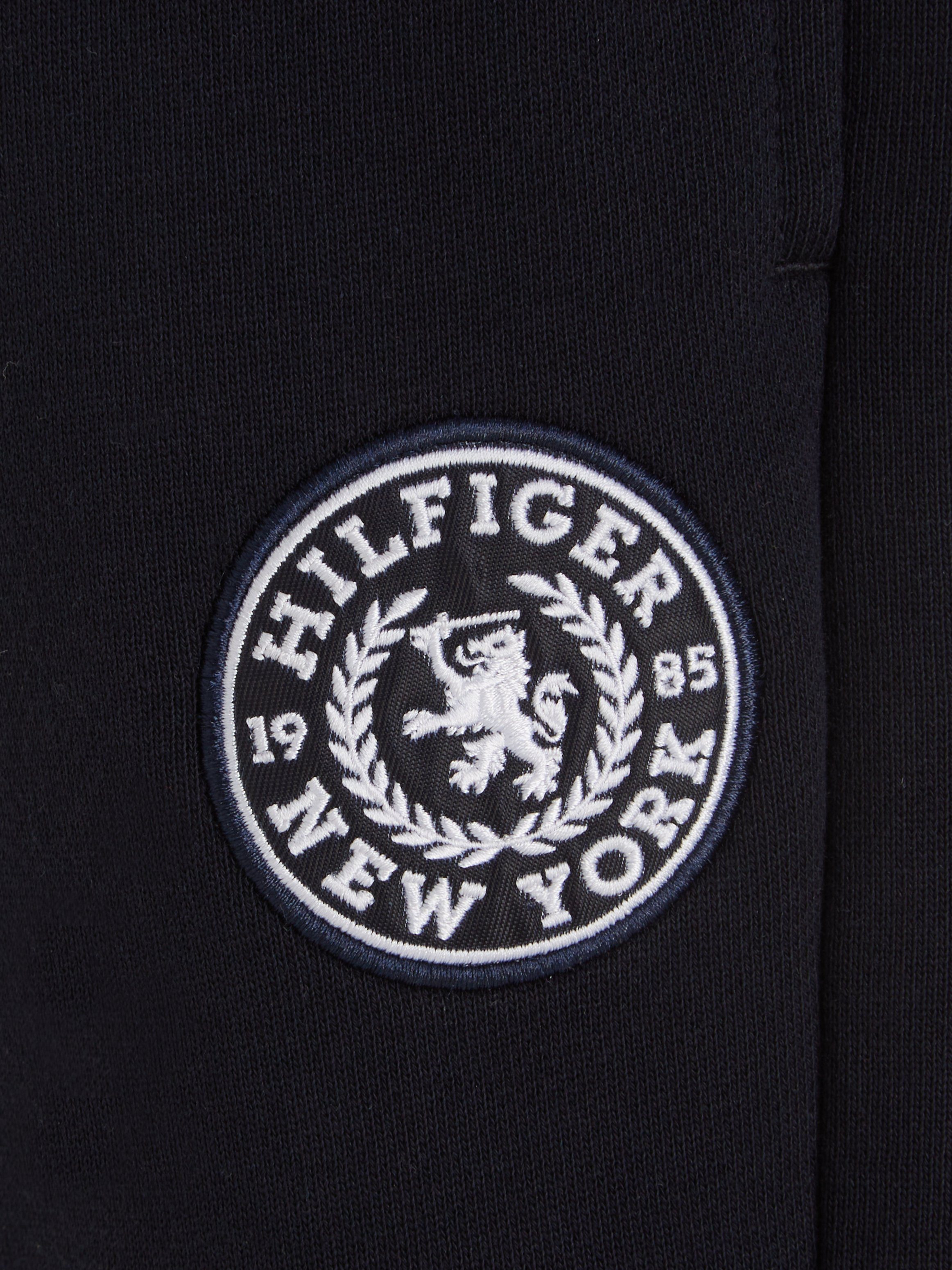 Tommy Hilfiger am Logoschriftzug mit Sweathose SWEATPANTS CREST Bund LOGO